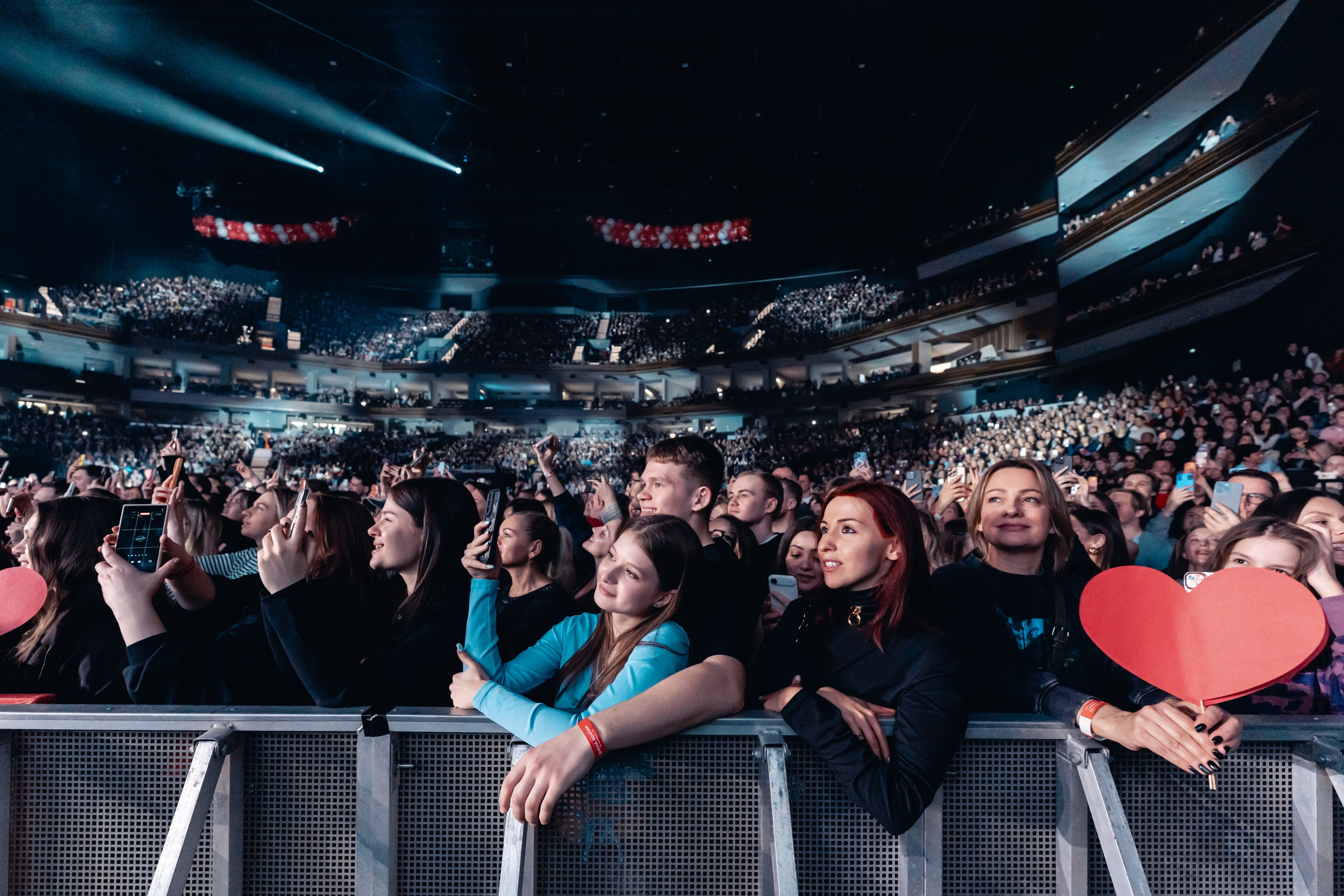 Дима Билан. Магия музыки в кадре: Концертная Фотография