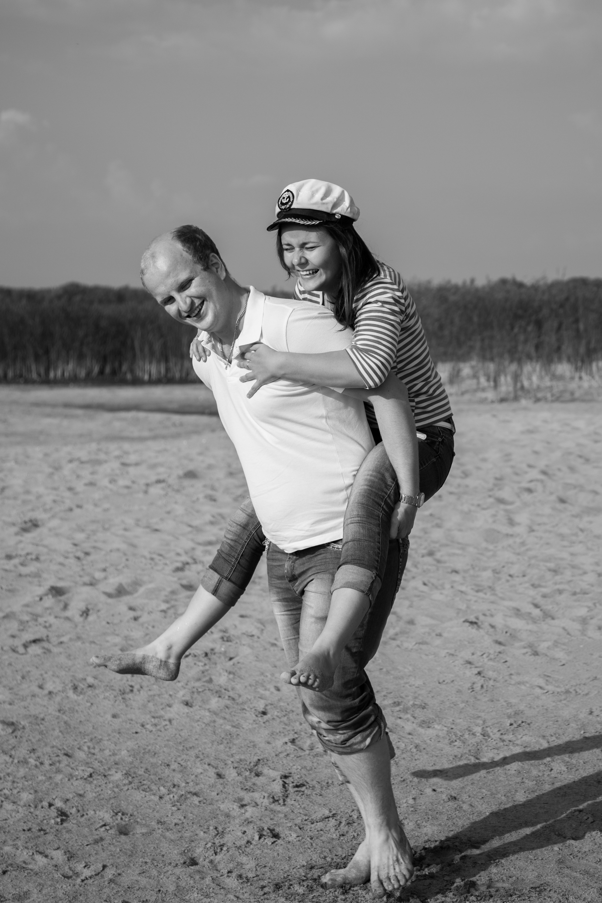 Фотосъемка Love Story на Волге. Свадебный фотограф, видеограф в Самаре, Самарской области. Видеосъемка