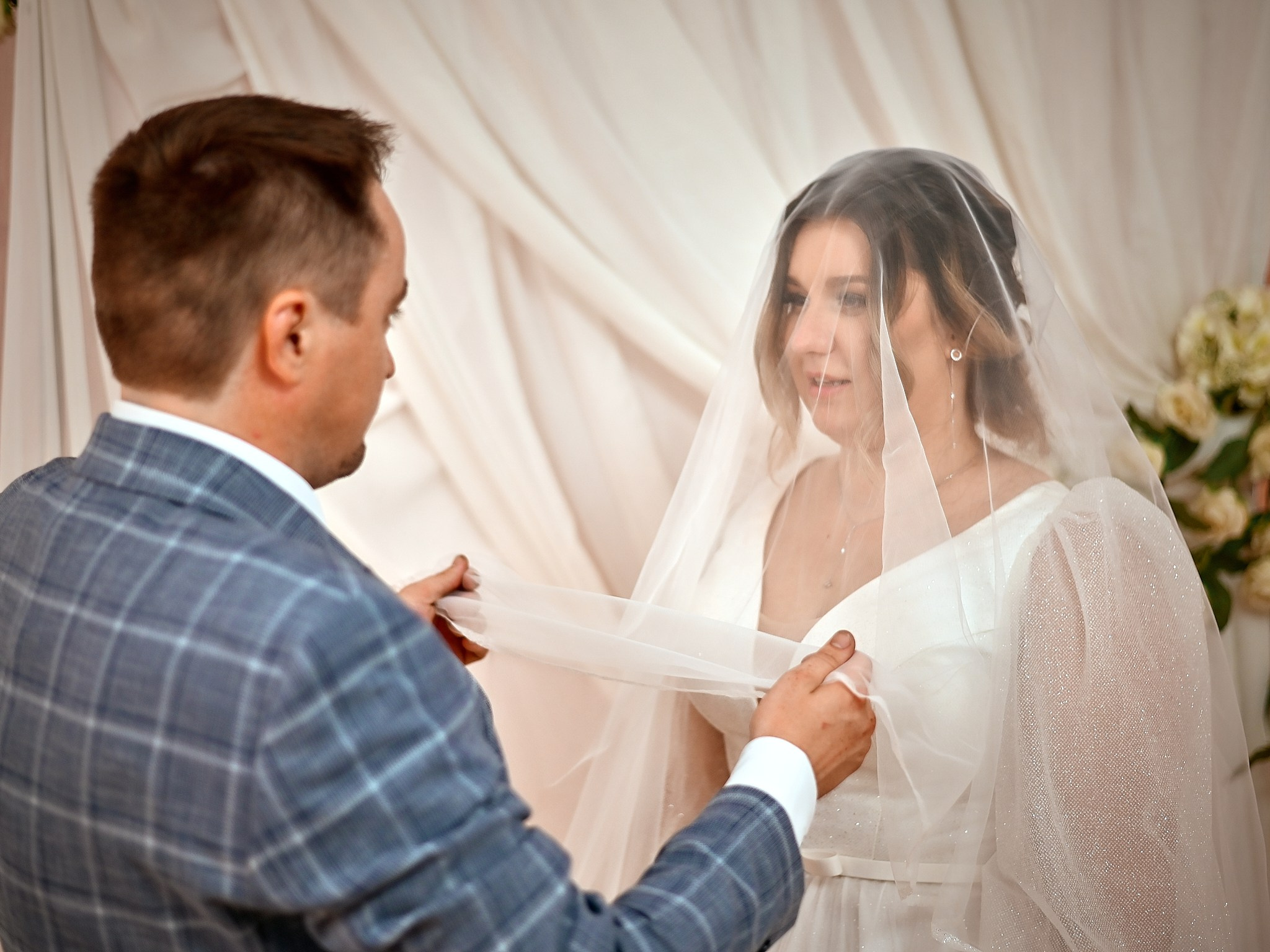 Свадебный фотограф, видеограф, рилсмейкер в Санкт-Петербурге и Москве