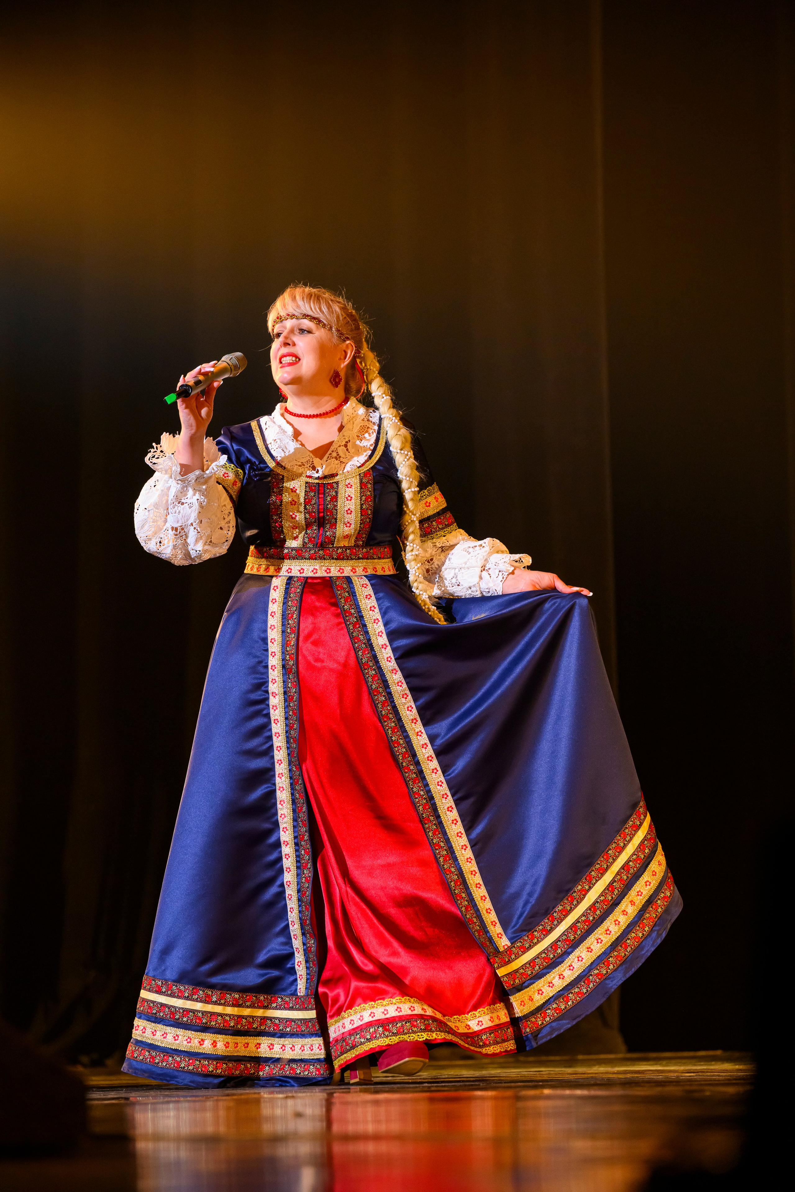 23 апреля, часть 1, БКЗ Октябрьский, г. Санкт-Петербург. Золотое яблочко