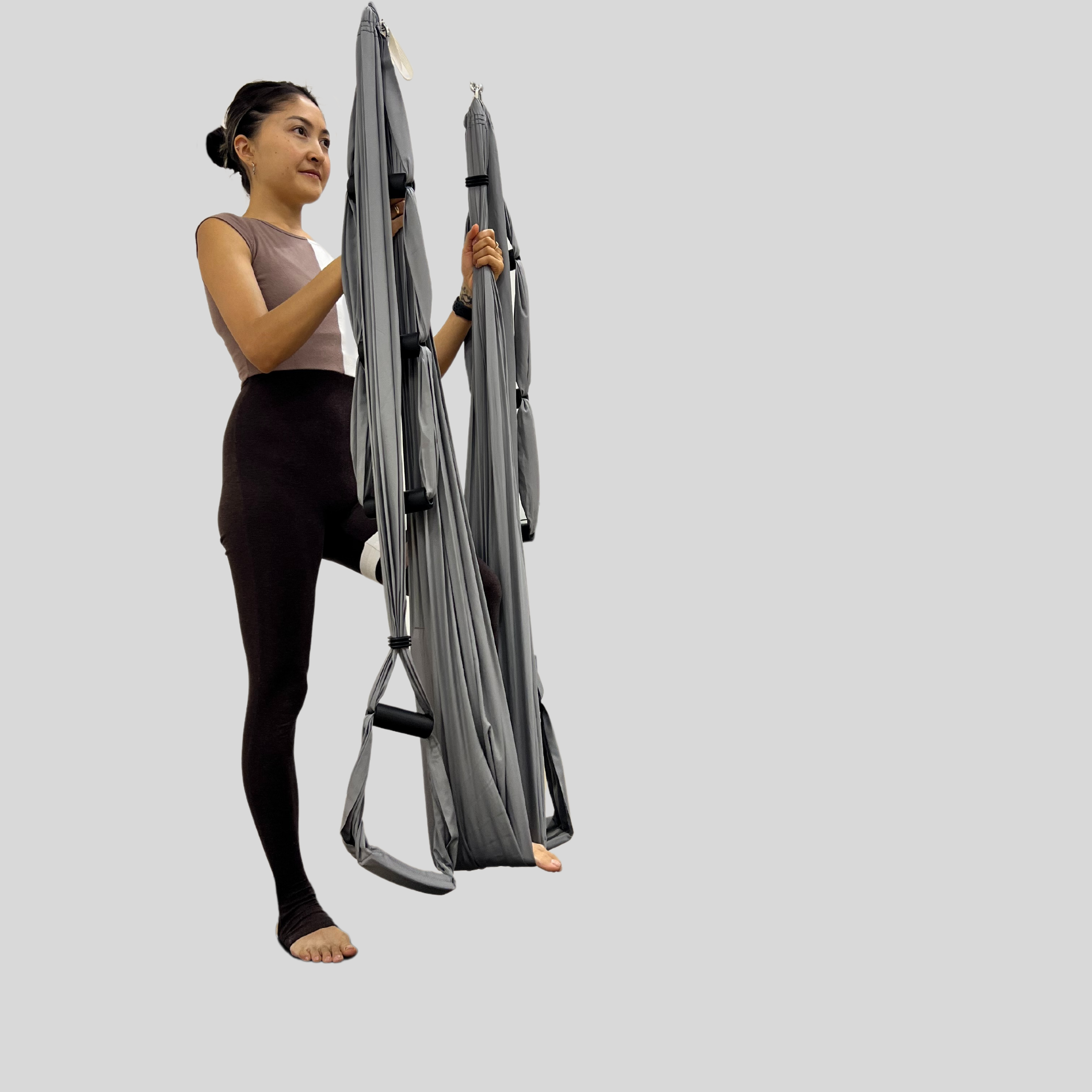 Флай йога, aerial yoga, аэро йога, связка в гамаке, позы в гамаке, aerial yoga exercise, fly yoga practice, fly yoga low, низкий гамак. Преподаю и провожу обучение по флай йоге