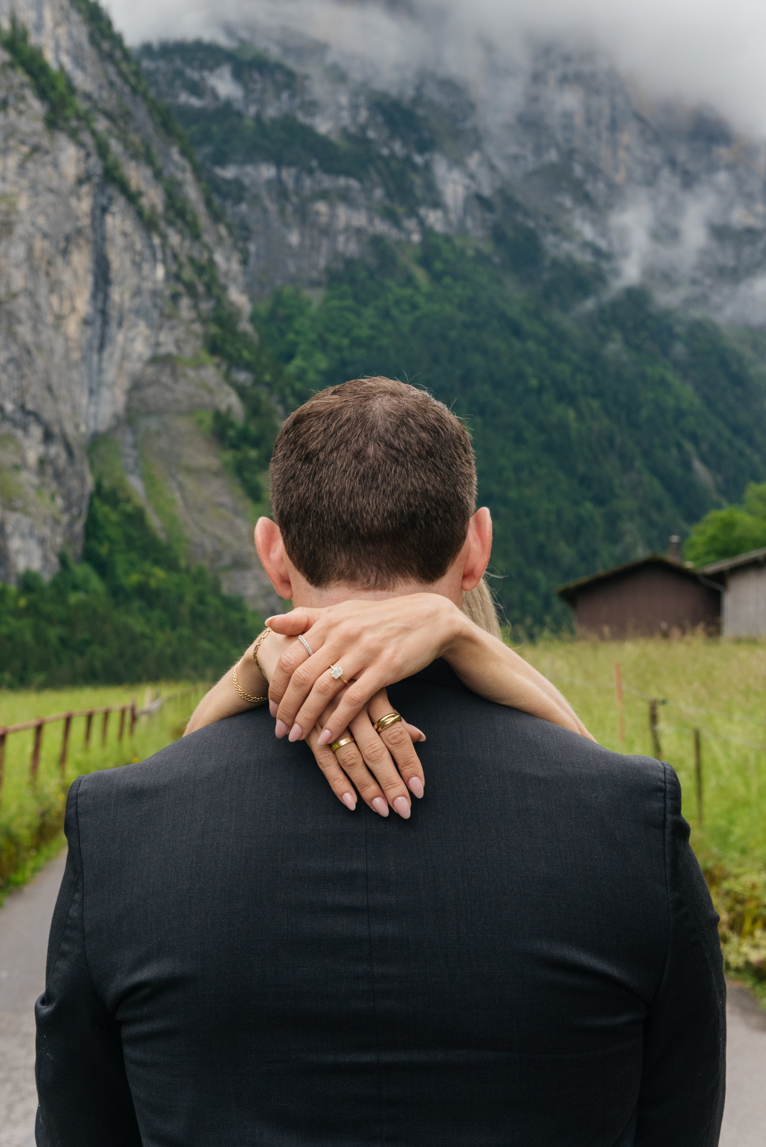 Mary & Danny (Lautebrunnen, Suisse). Photographe en Suisse et en Europe Anna Alekseenko