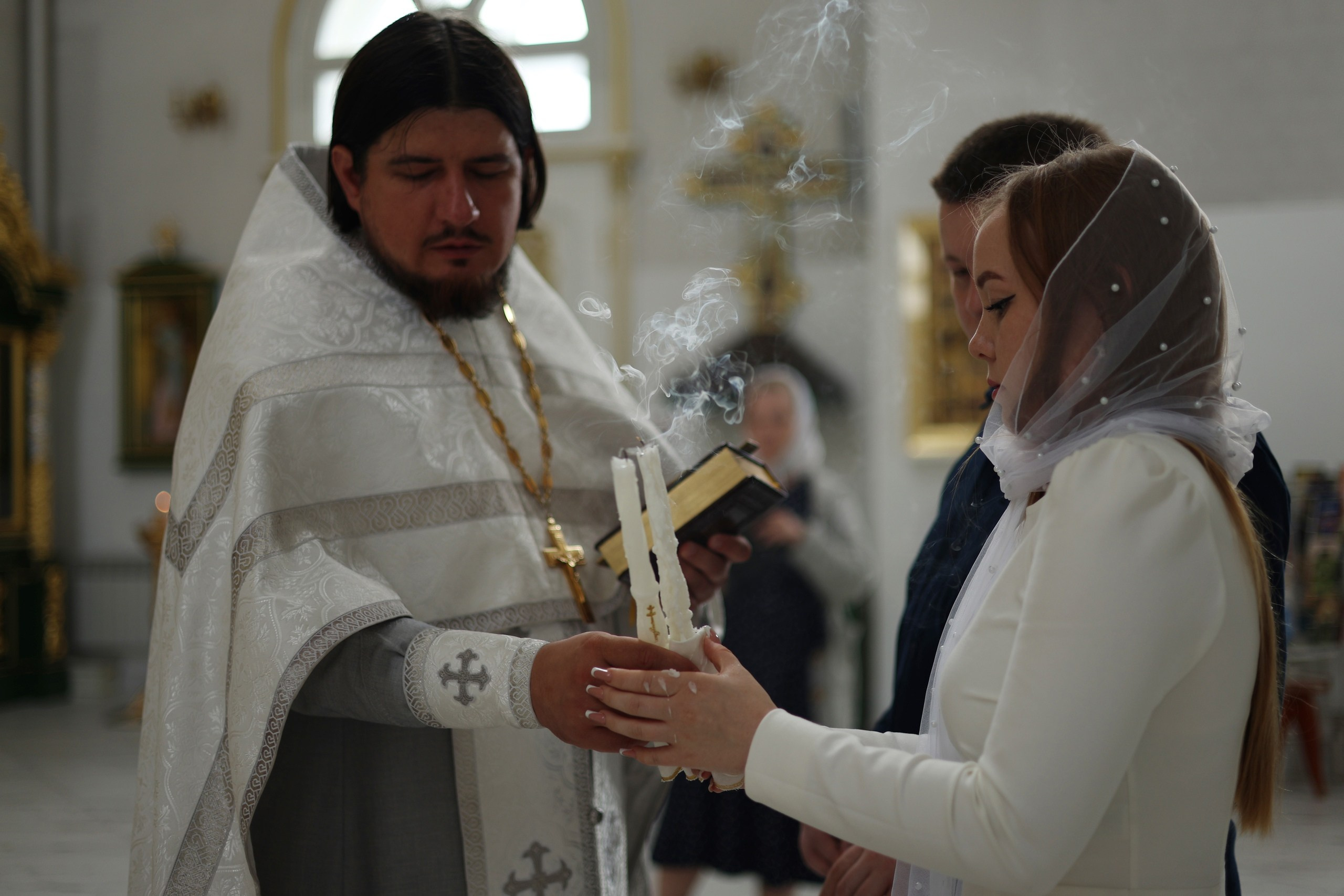 Венчание — это священный момент, когда две души становятся одной. Фотограф | Видеограф в Кургане, Тюмени и Челябинске