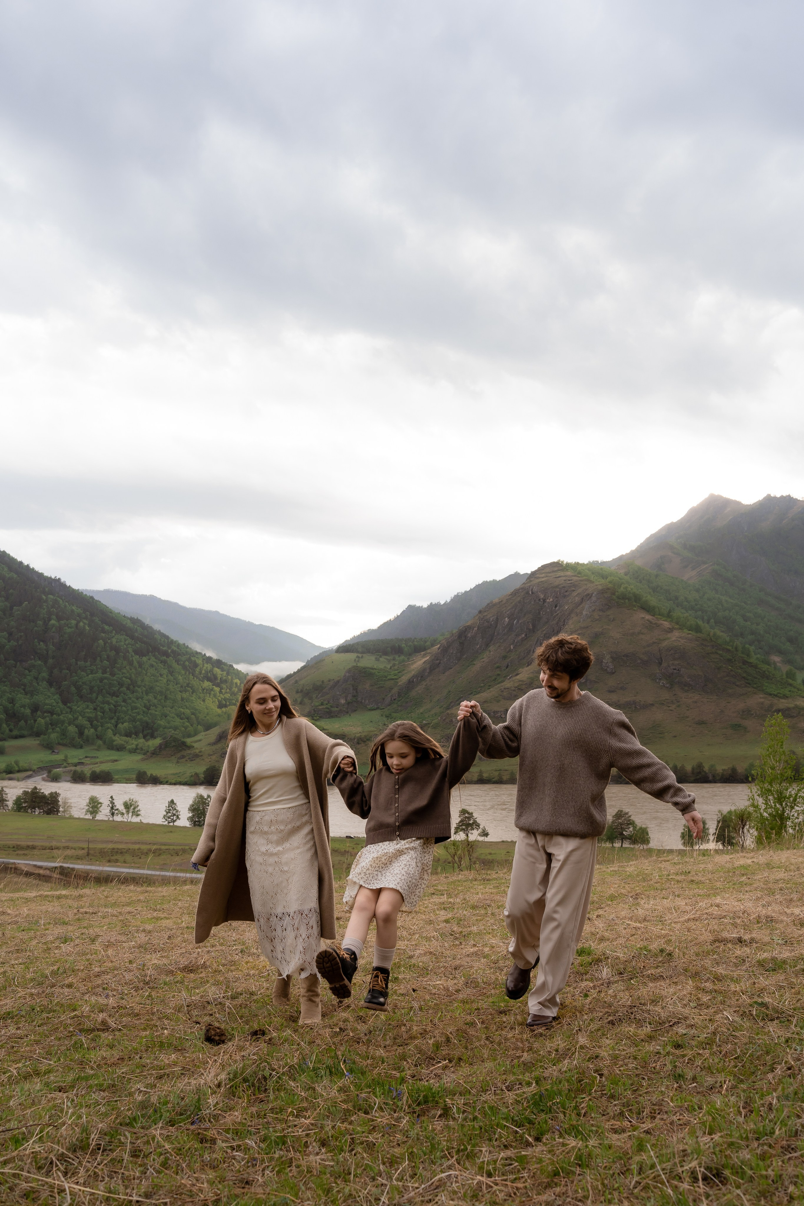 Сережа, Надя, Аня, Арсений. Свадебный фотограф в Воронеже Дарья Володарская
