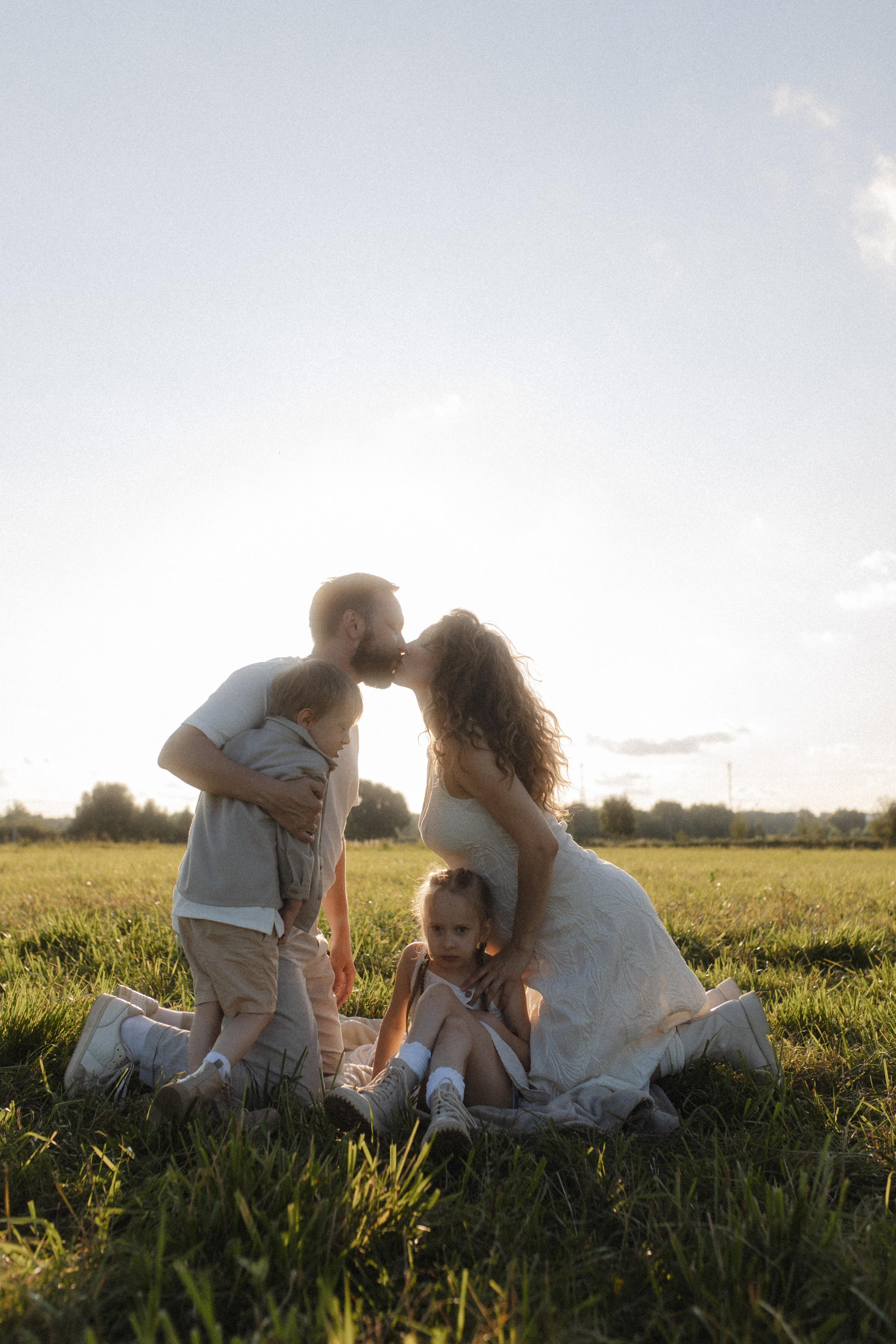 Ксюша, Паша, Василиса, Ваня и кое-кто ещё). Семейный фотограф в Москве Саша Герасименко