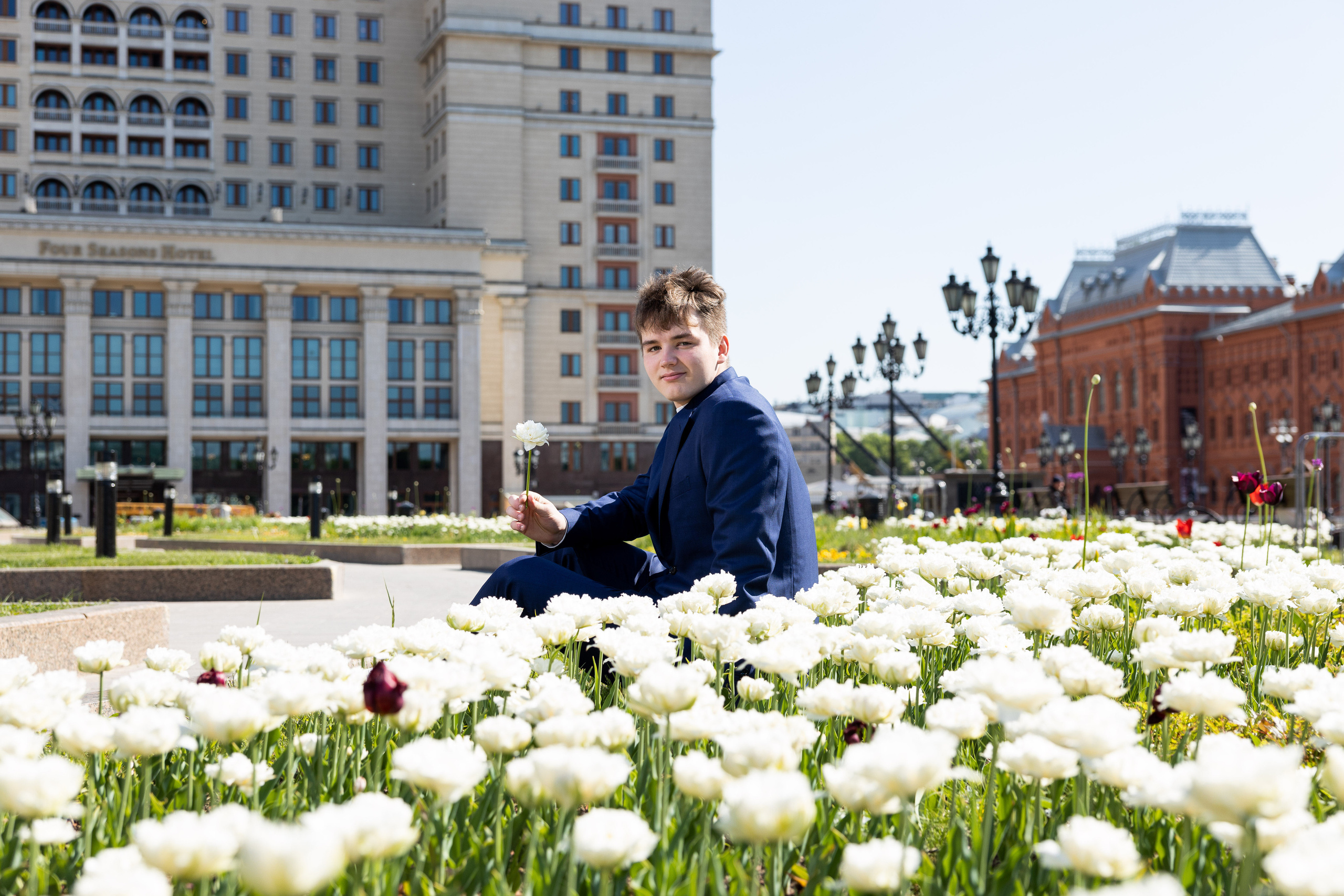 Школа ЦПМ класс 11К. Выпускные фотоальбомы в Коломне. Валерий и Светлана Щавелевы
