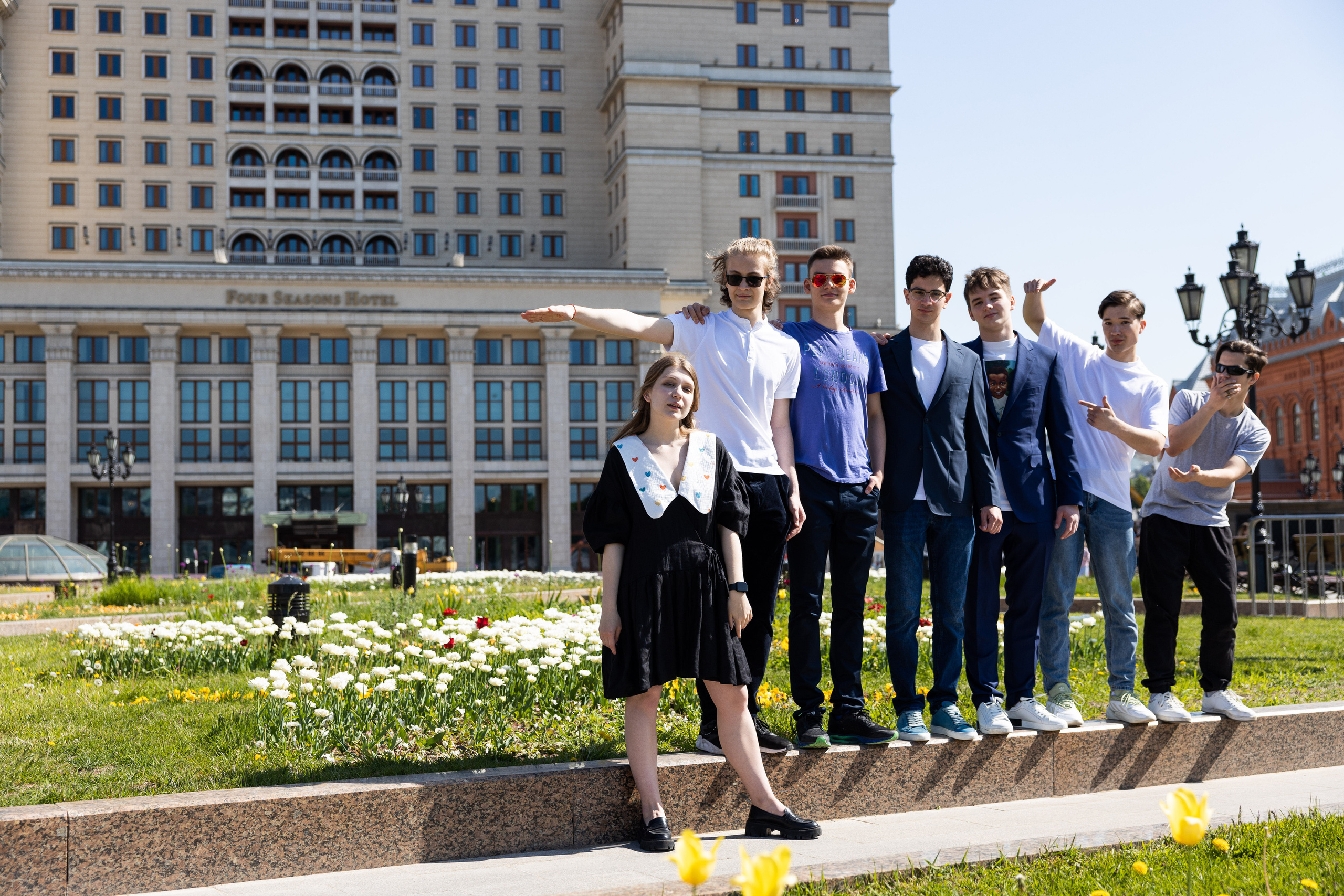 Школа ЦПМ класс 11К. Выпускные фотоальбомы в Коломне. Валерий и Светлана Щавелевы