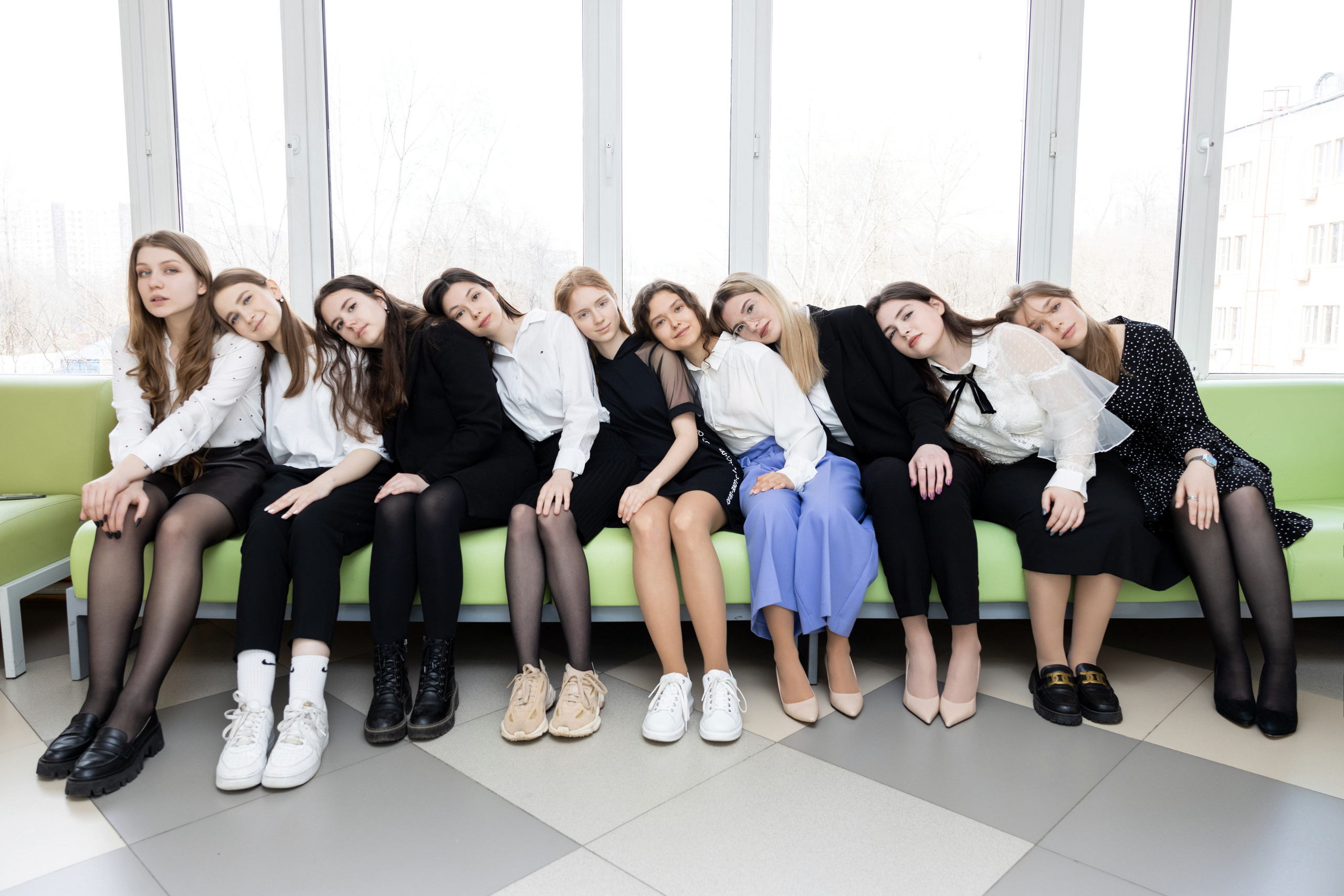 Школа ЦПМ класс 11К. Выпускные фотоальбомы в Коломне. Валерий и Светлана Щавелевы