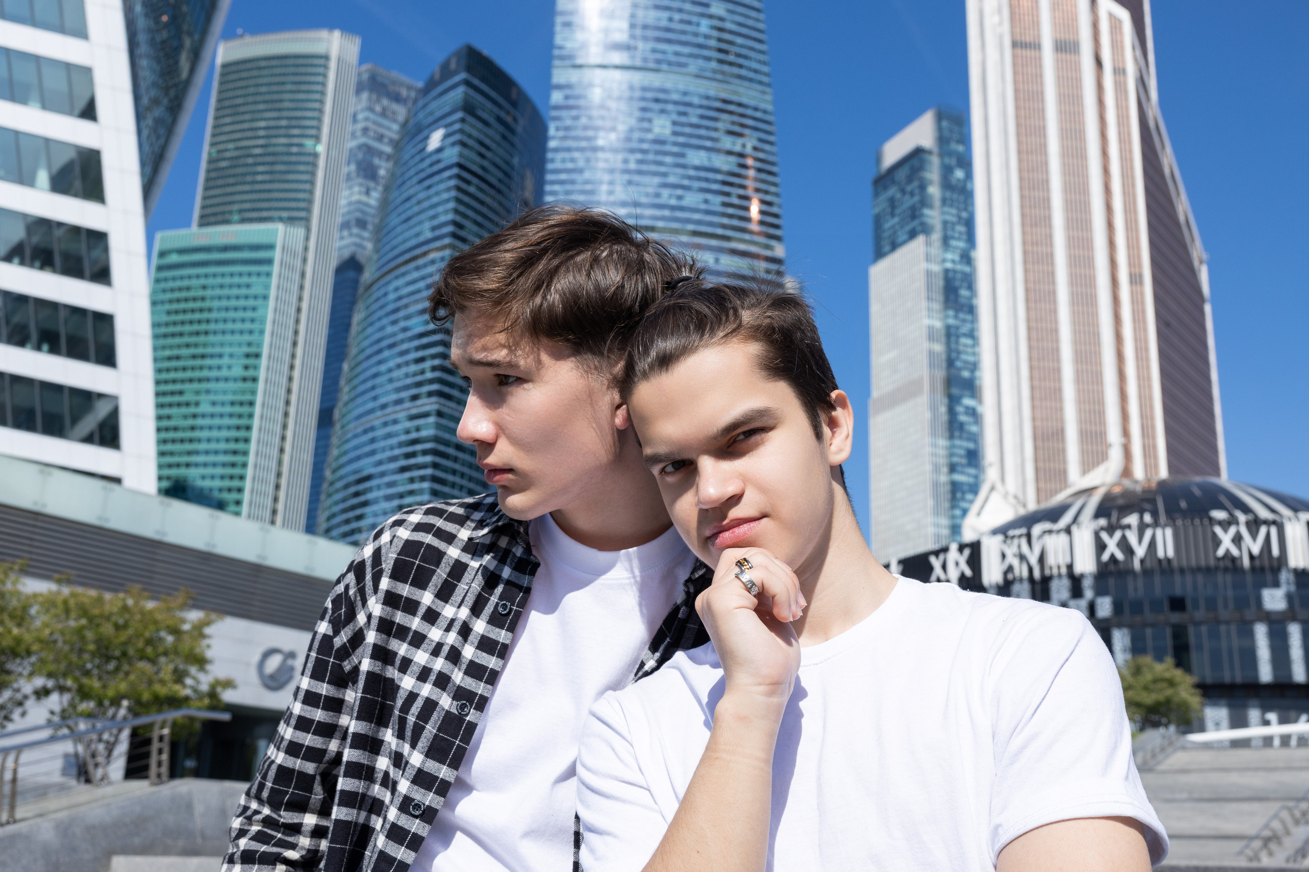 Школа ЦПМ класс 11К. Выпускные фотоальбомы в Коломне. Валерий и Светлана Щавелевы