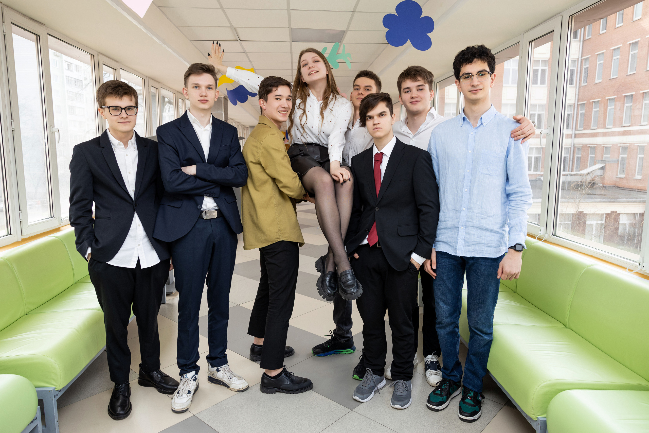 Школа ЦПМ класс 11К. Выпускные фотоальбомы в Коломне. Валерий и Светлана Щавелевы