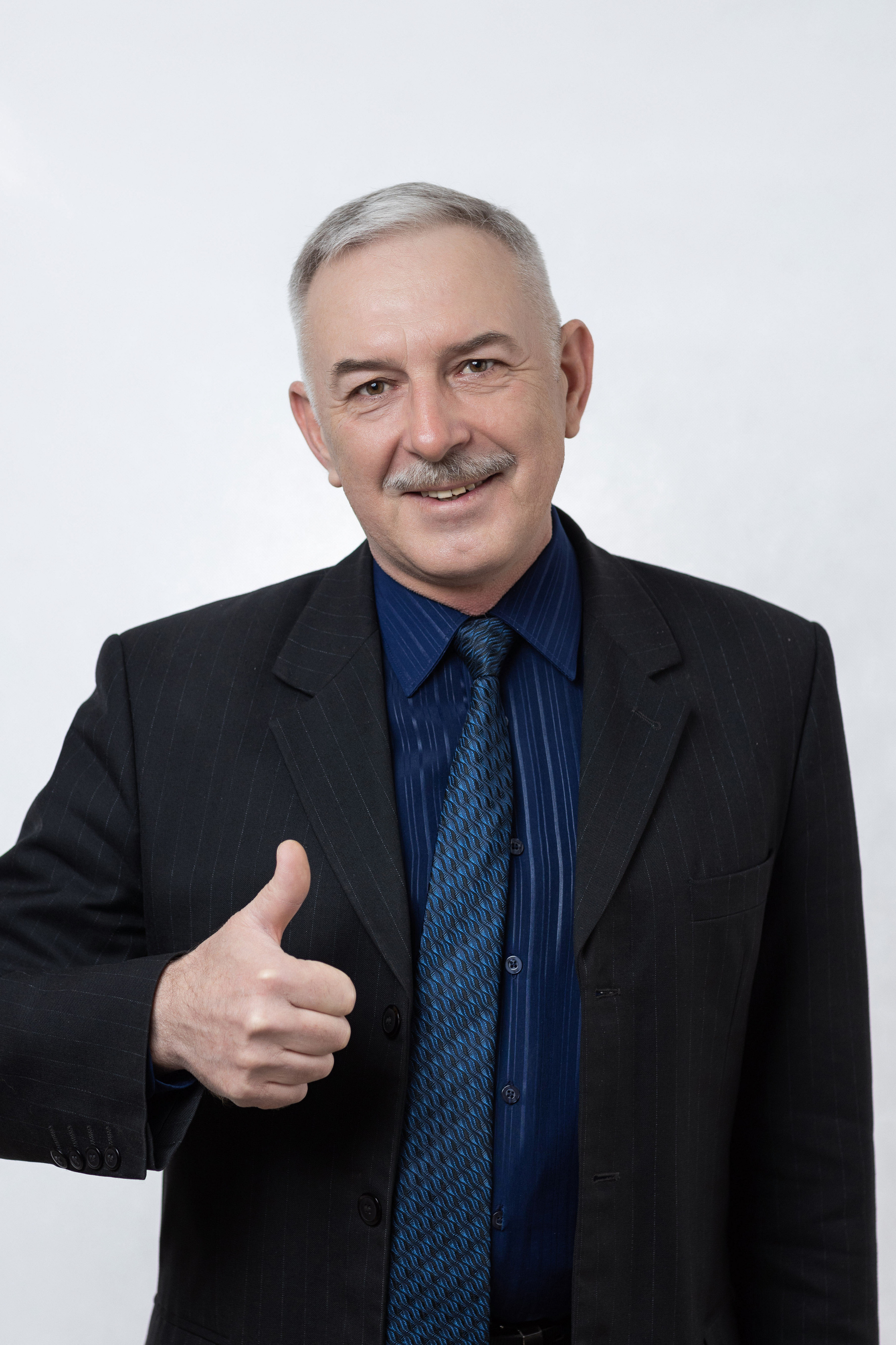 Школа ЦПМ класс 11К. Выпускные фотоальбомы в Коломне. Валерий и Светлана Щавелевы