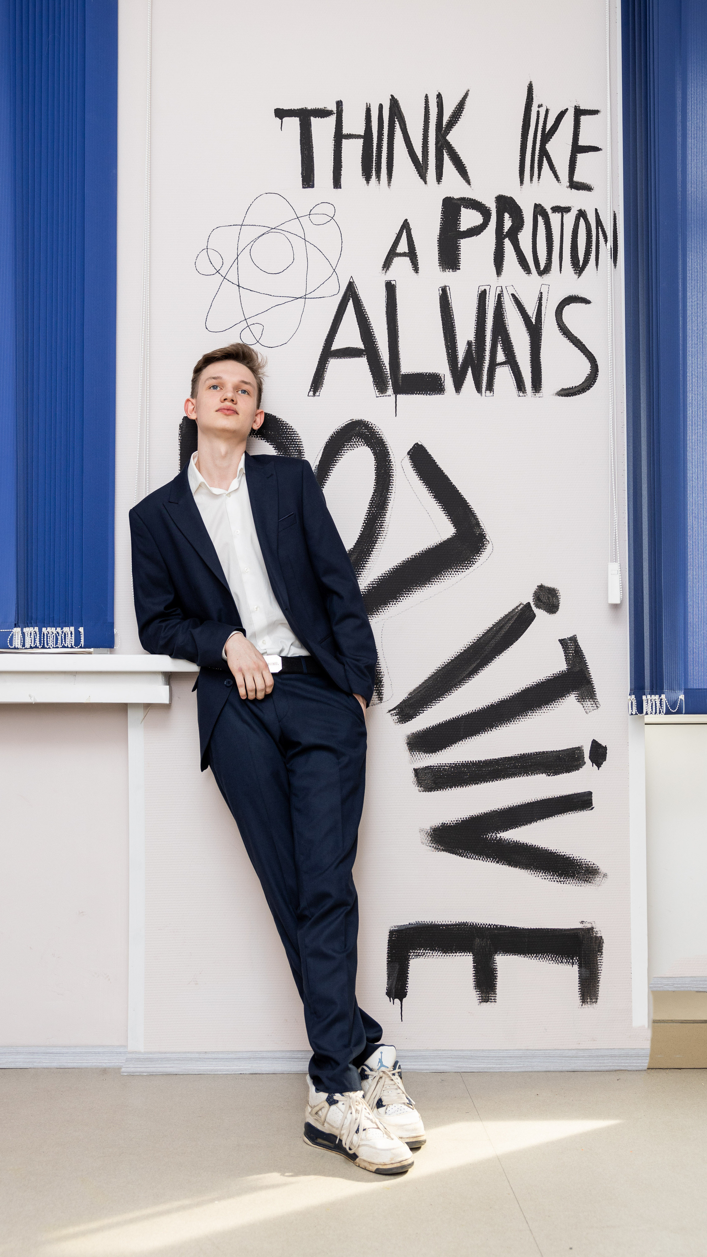 Школа ЦПМ класс 11К. Выпускные фотоальбомы в Коломне. Валерий и Светлана Щавелевы