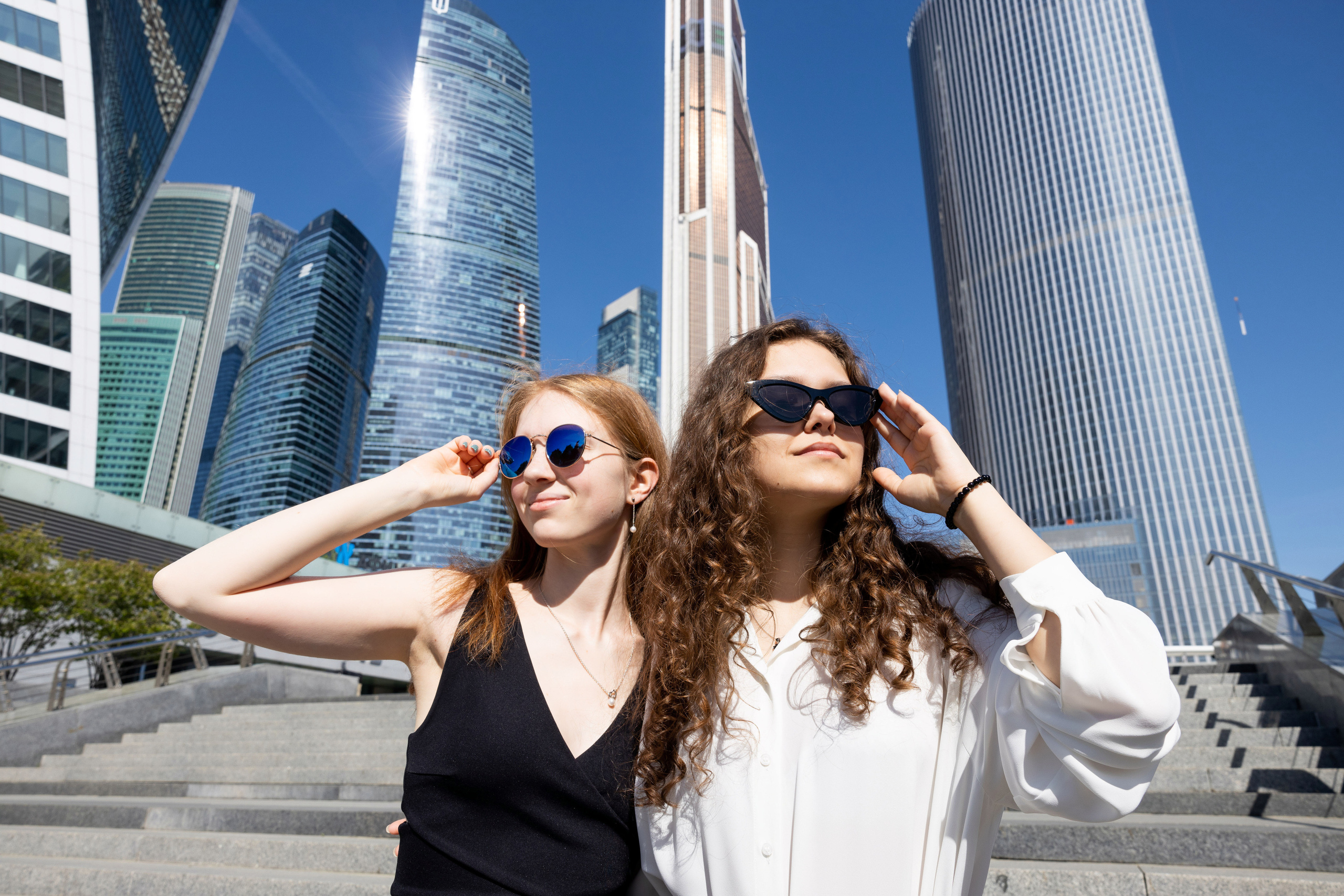 Школа ЦПМ класс 11К. Выпускные фотоальбомы в Коломне. Валерий и Светлана Щавелевы