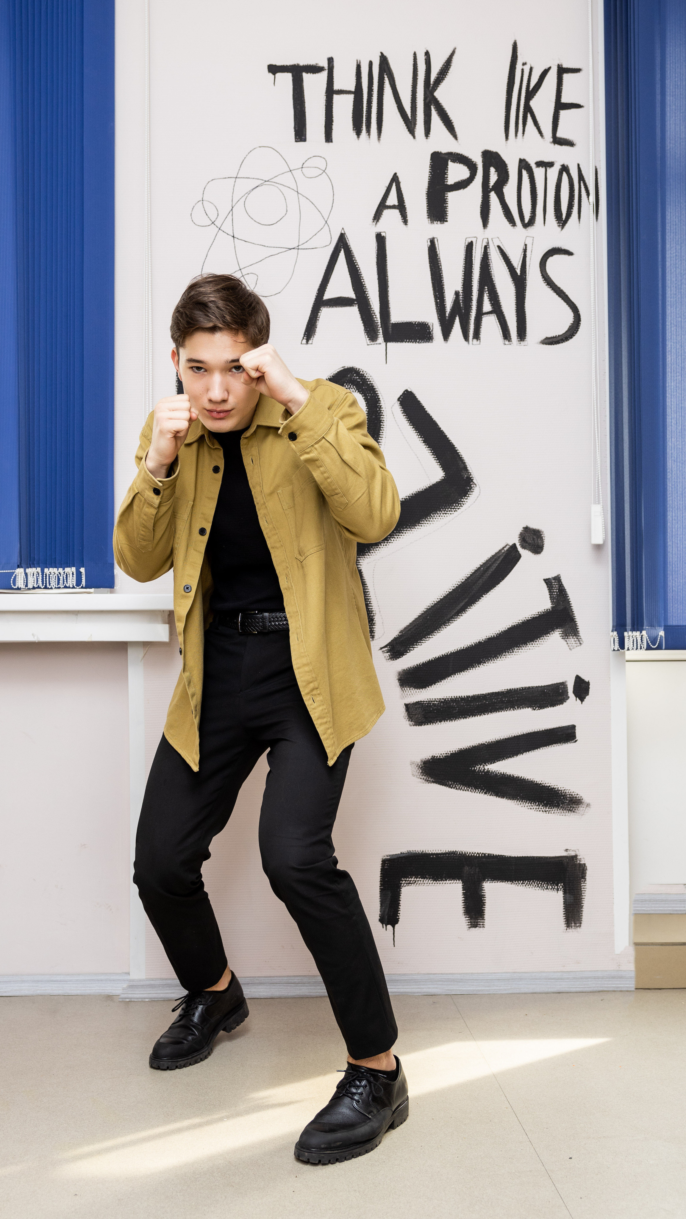 Школа ЦПМ класс 11К. Выпускные фотоальбомы в Коломне. Валерий и Светлана Щавелевы