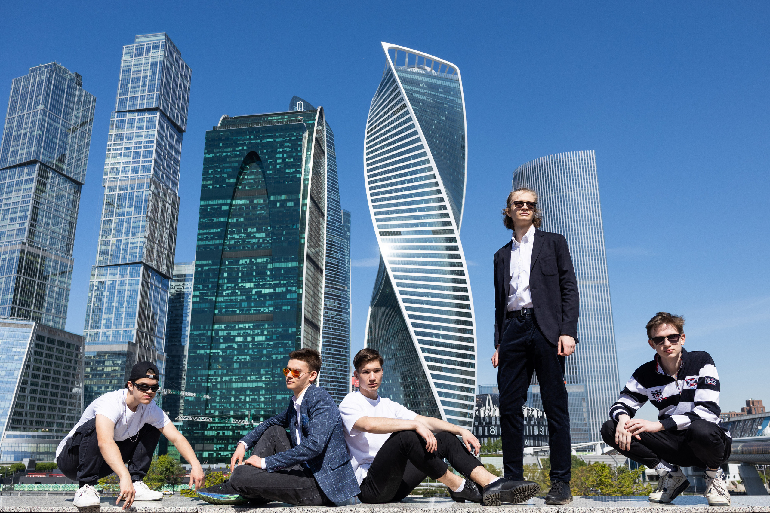 Школа ЦПМ класс 11К. Выпускные фотоальбомы в Коломне. Валерий и Светлана Щавелевы