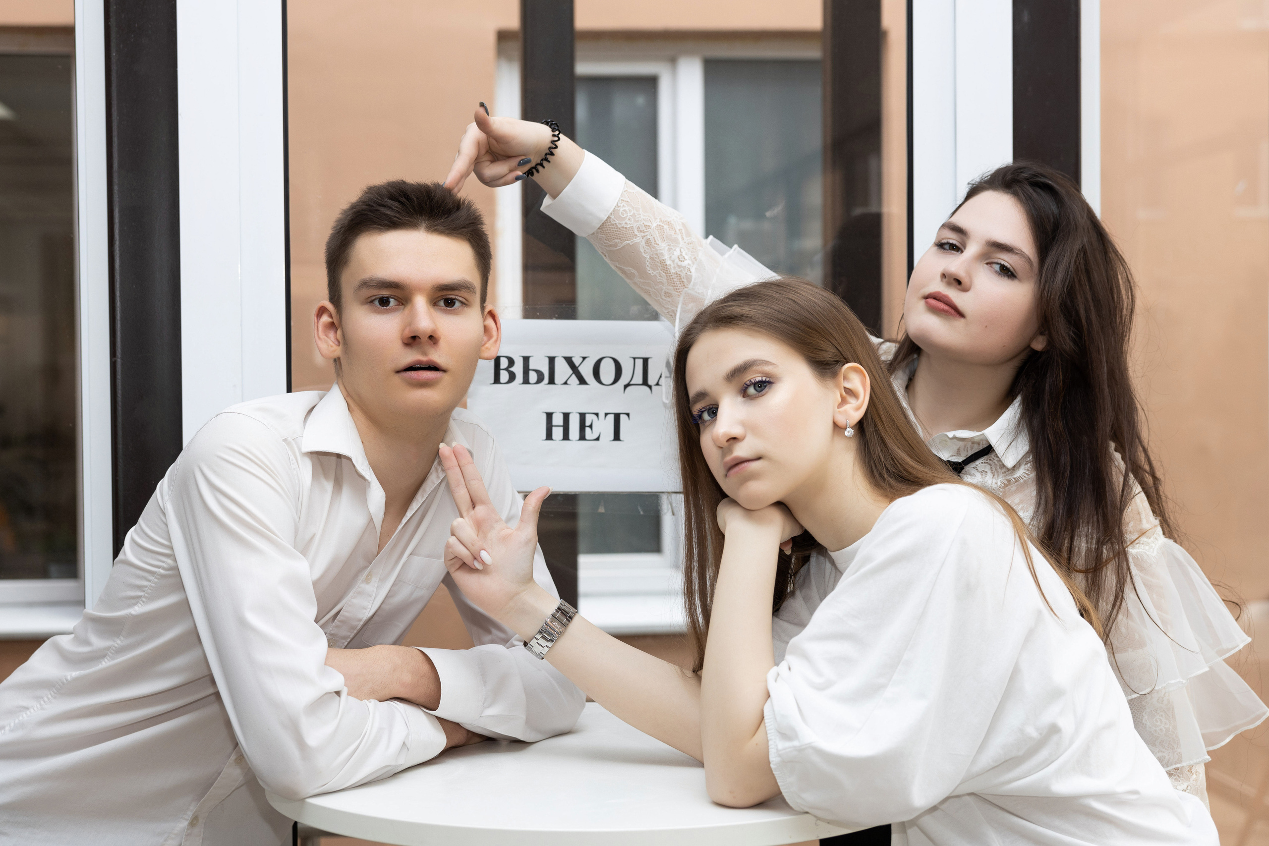 Школа ЦПМ класс 11К. Выпускные фотоальбомы в Коломне. Валерий и Светлана Щавелевы