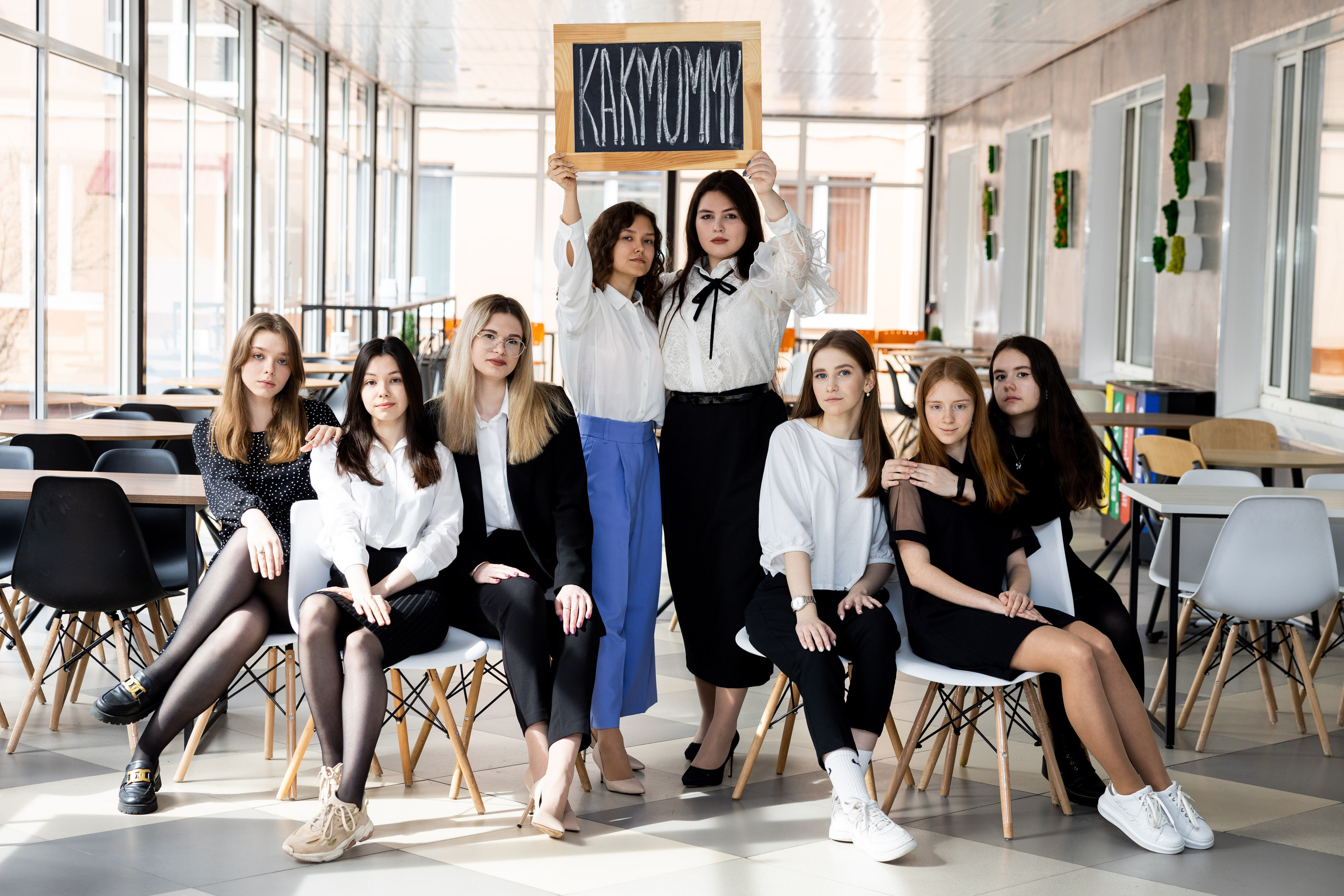 Школа ЦПМ класс 11К. Выпускные фотоальбомы в Коломне. Валерий и Светлана Щавелевы