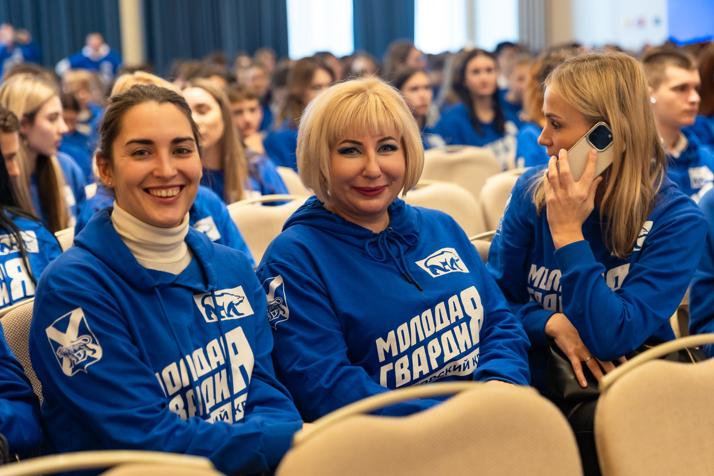 День рождения Молодой Гвардии. Репортажный и студийный фотограф во Владивостоке Дударева Софья