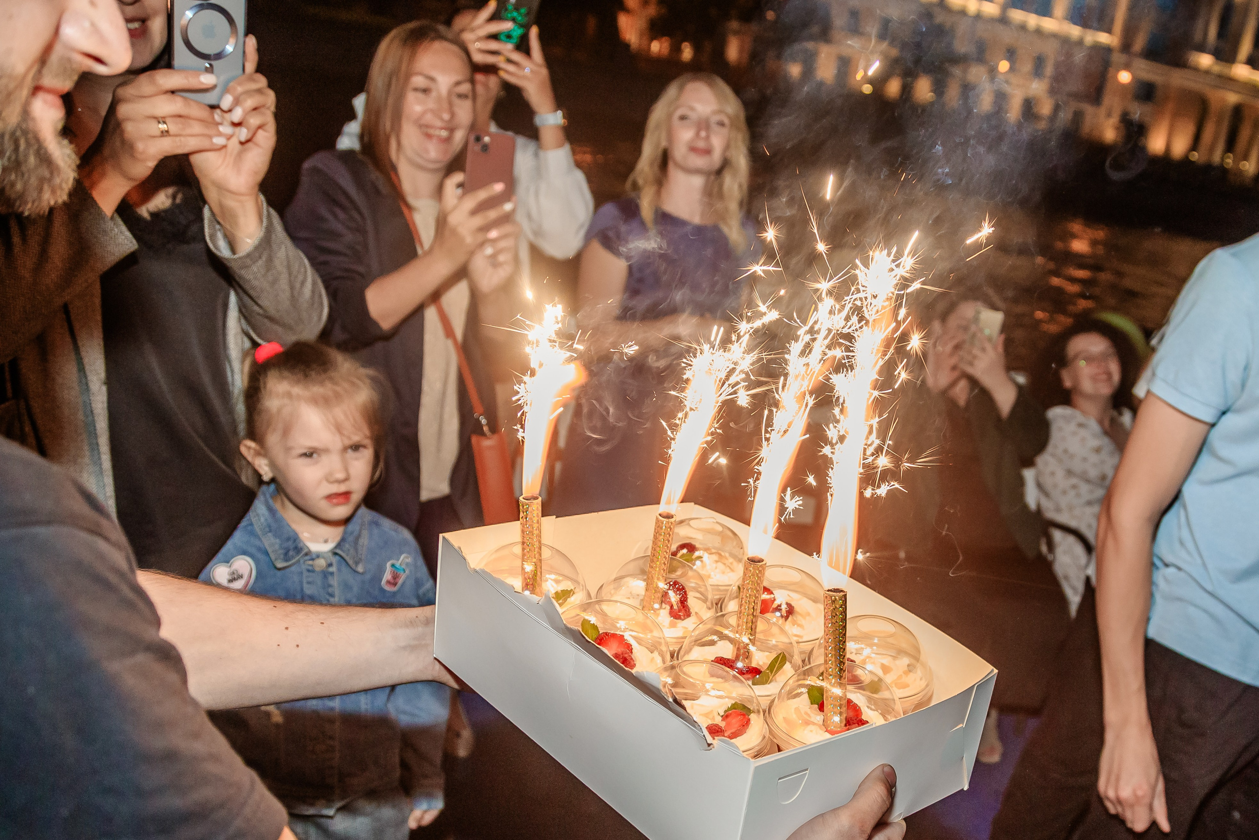 Выпускной на теплоходе. Фотограф в Санкт-Петербурге Чумаков Семен