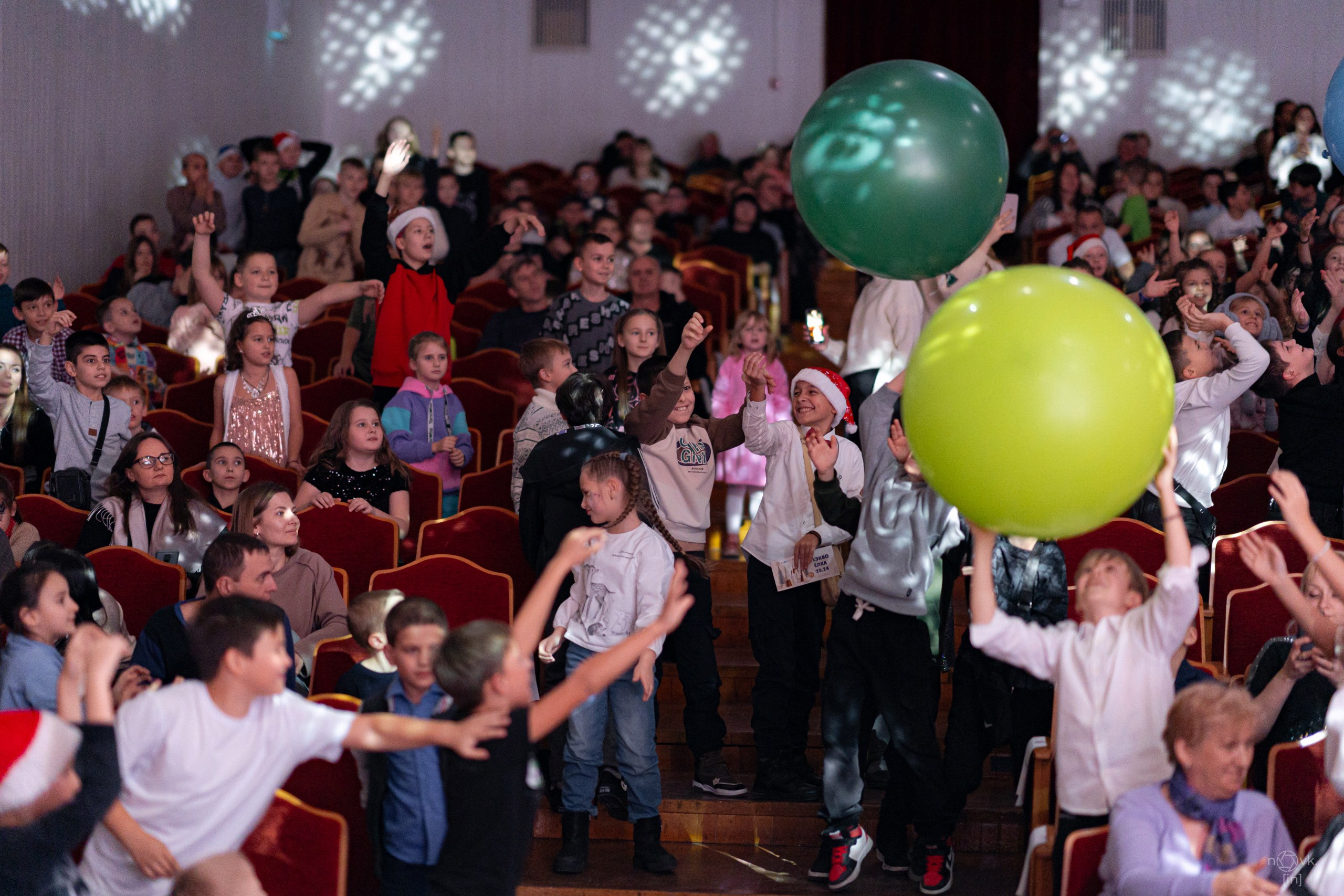 Ёлка. ФОТОГРАФ ИВАН НОВИКОВ | СТАВРОПОЛЬ