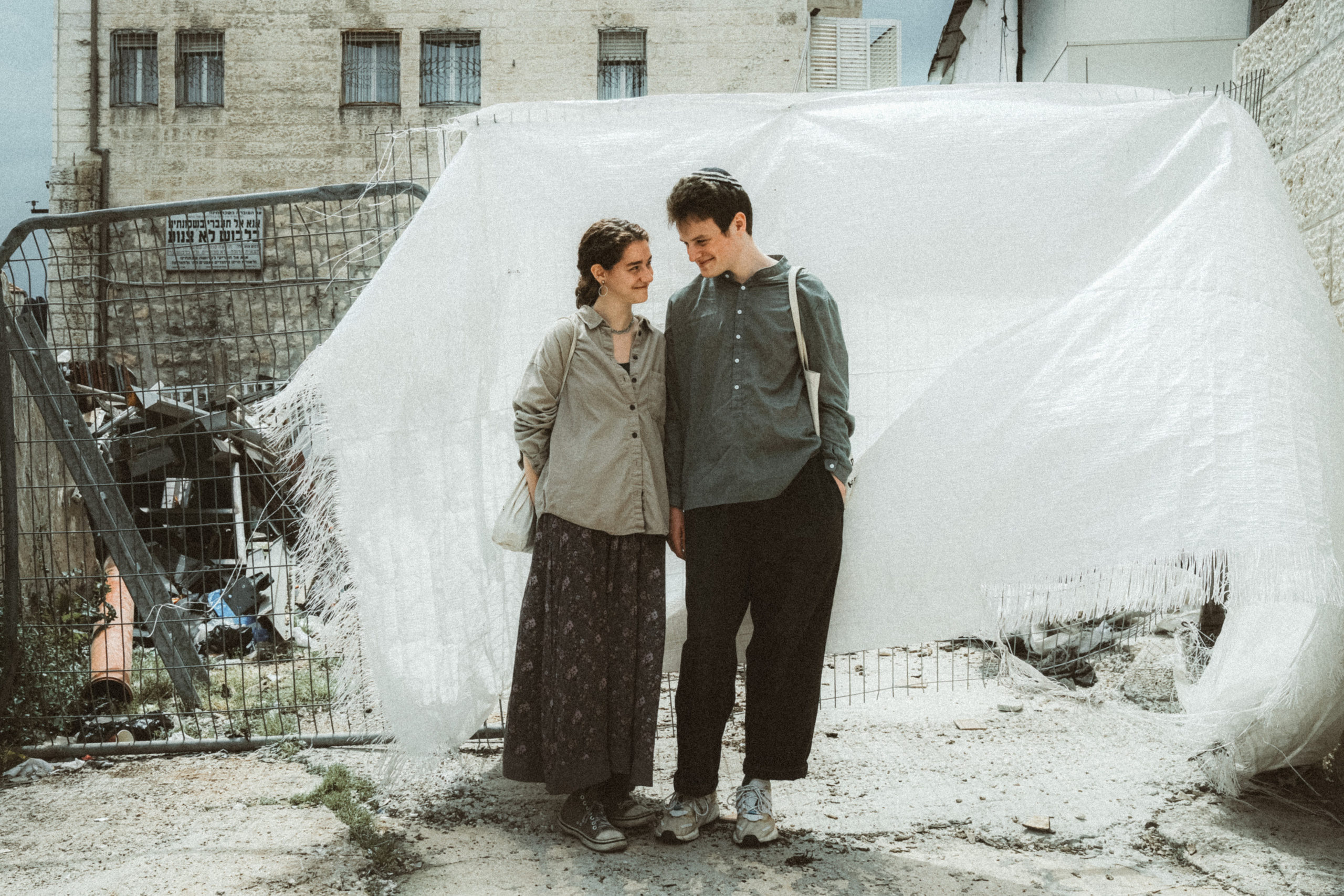 Misha and Liza, Jerusalem, April 2023. Photographer in Israel Alice Milchin