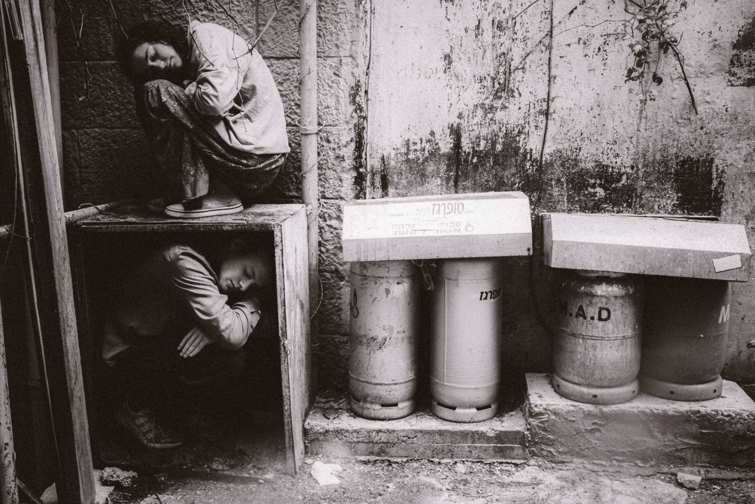 Misha and Liza, Jerusalem, April 2023. Photographer in Israel Alice Milchin