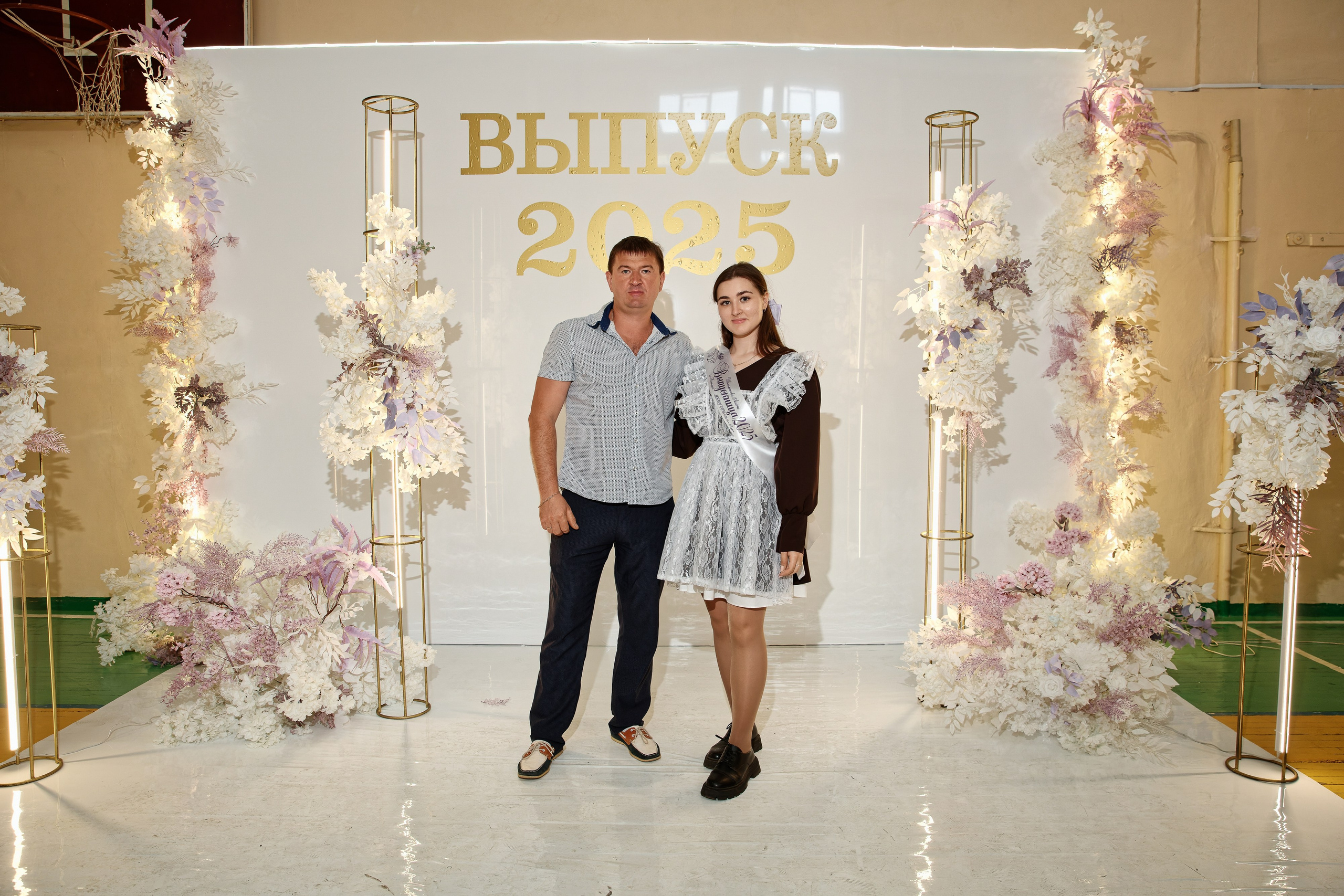 Последний звонок Школа № 42. Семейный фотограф — Макс Белогрудов