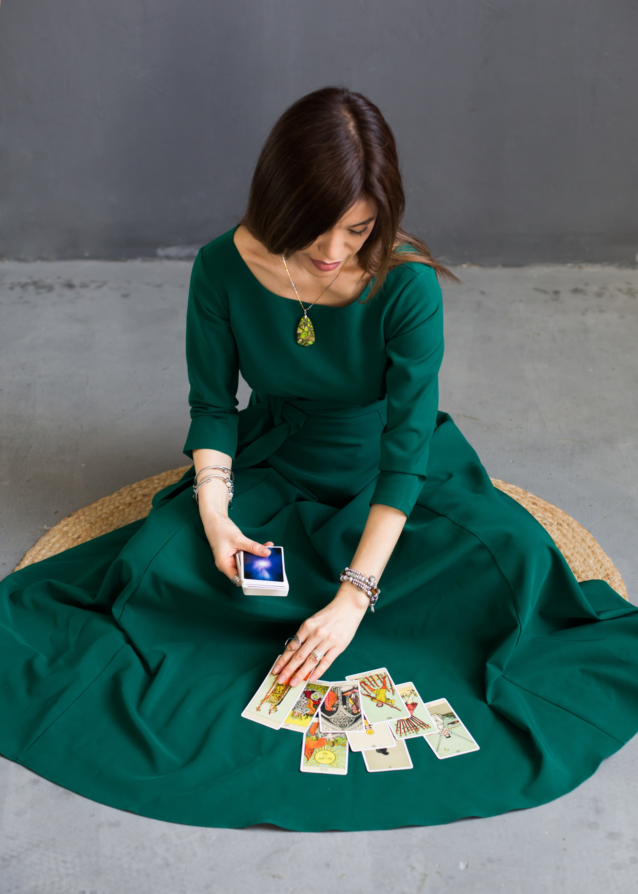 ГУЛЬНАРА практик таро и гвоздестояния. Фотограф в Волгограде Галина Власенко