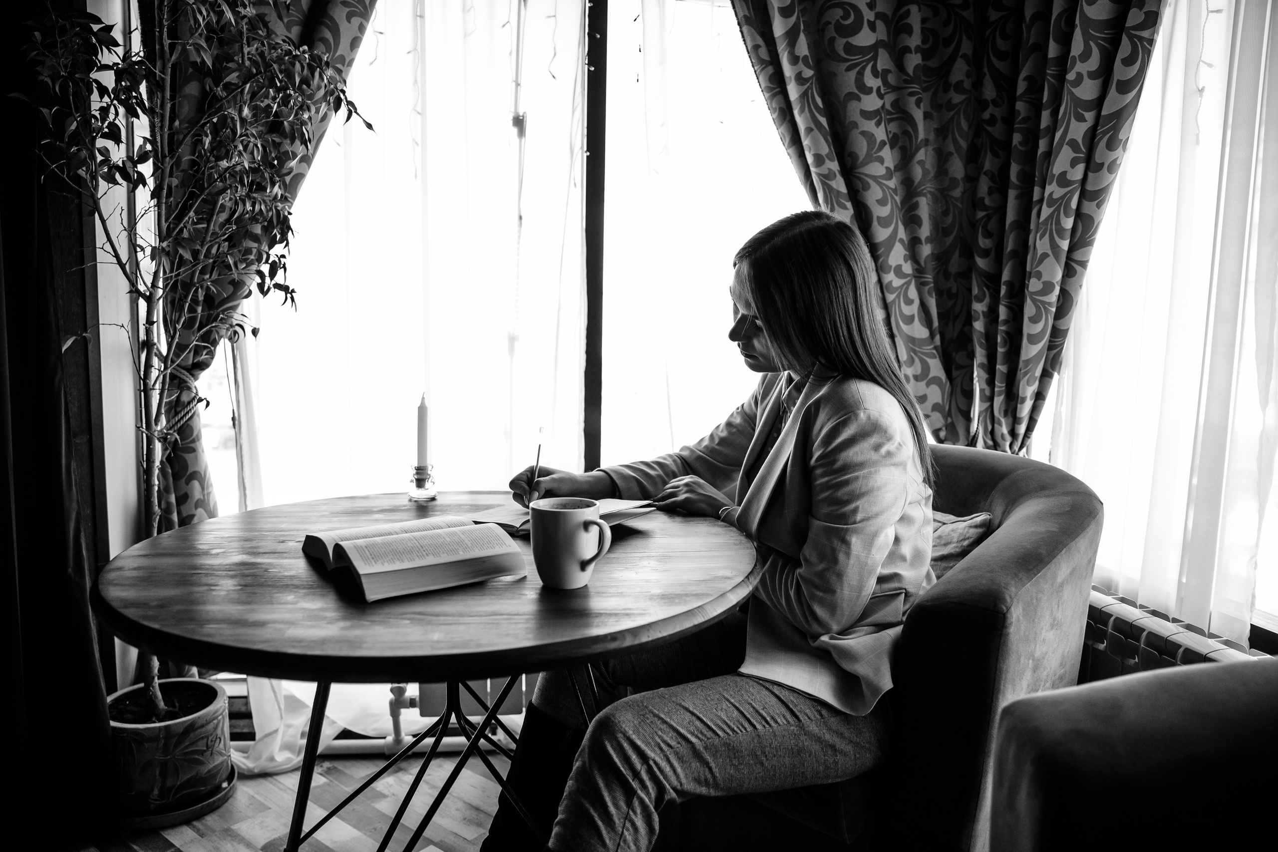 Women portrait. Portrait photographer Toronto