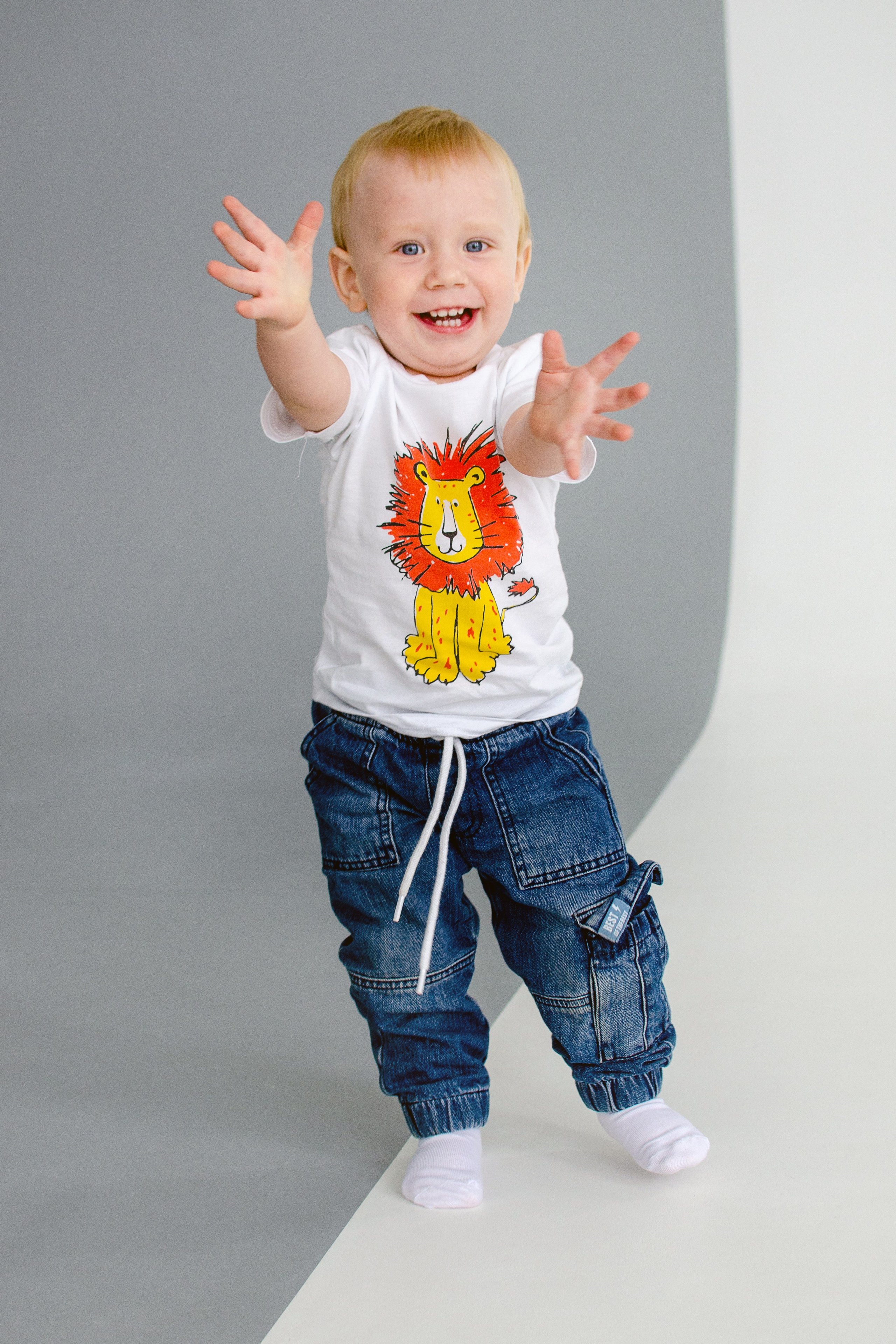 Детская фотосессия в студии. Детский и семейный фотограф в Кирове Аня Шутова