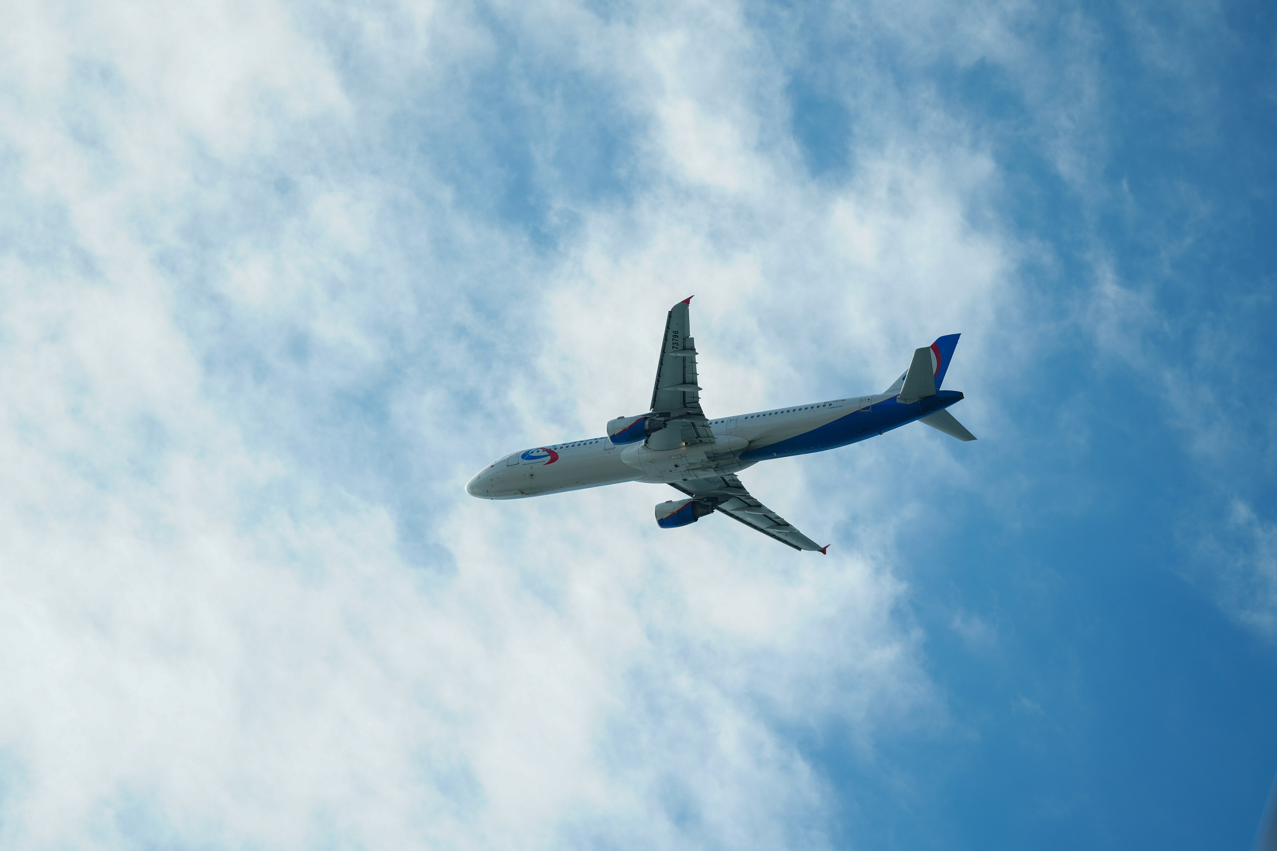 Фотоотчет партнерской интеграции для компании TELE2 на фестивале Ironstar. Репортажный фотограф в Красной Поляне и Сочи Павлюченко Екатерина