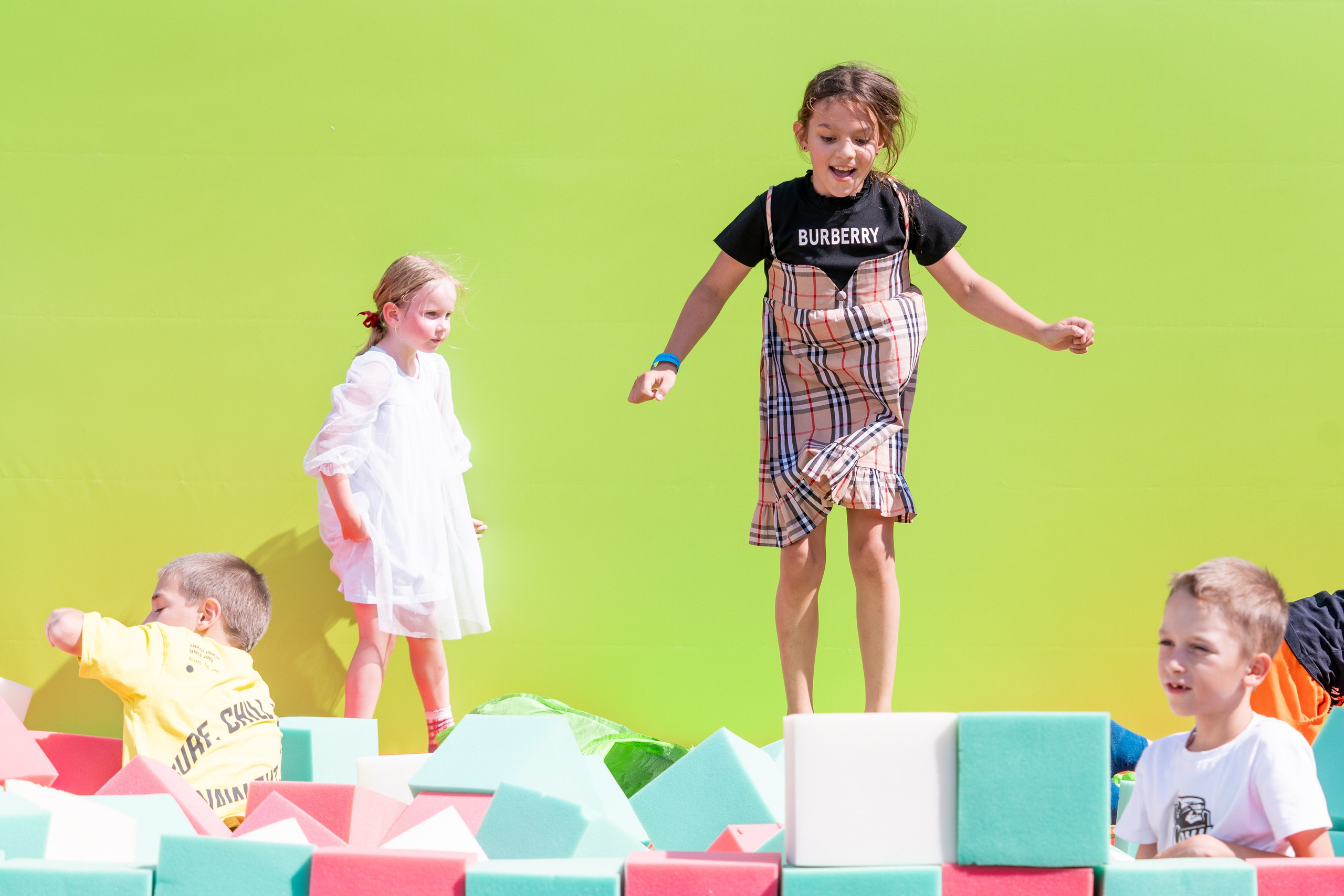 Фотоотчет партнеской интеграции для сети «Пятерочка» на фестивале «Grounded». Репортажный фотограф в Красной Поляне и Сочи Павлюченко Екатерина