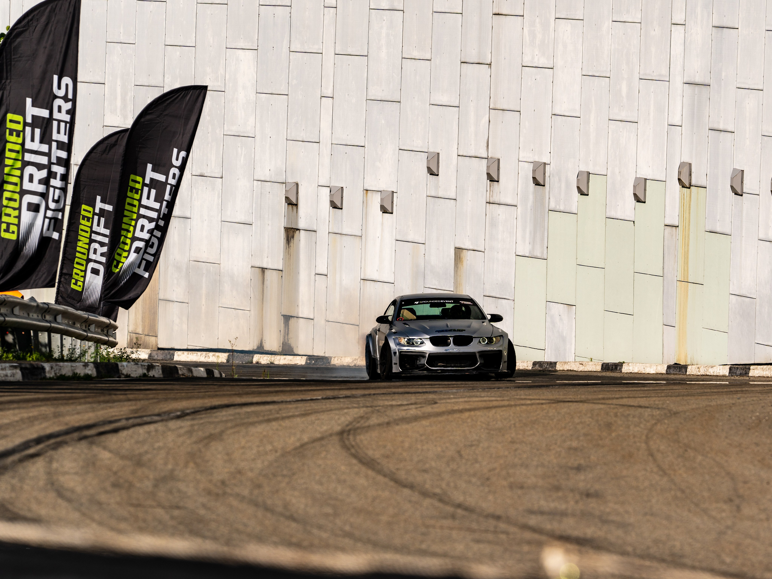 Автомобильные дрифт-гонки в рамках фестиваля Grounded 2024. Репортажный фотограф в Красной Поляне и Сочи Павлюченко Екатерина