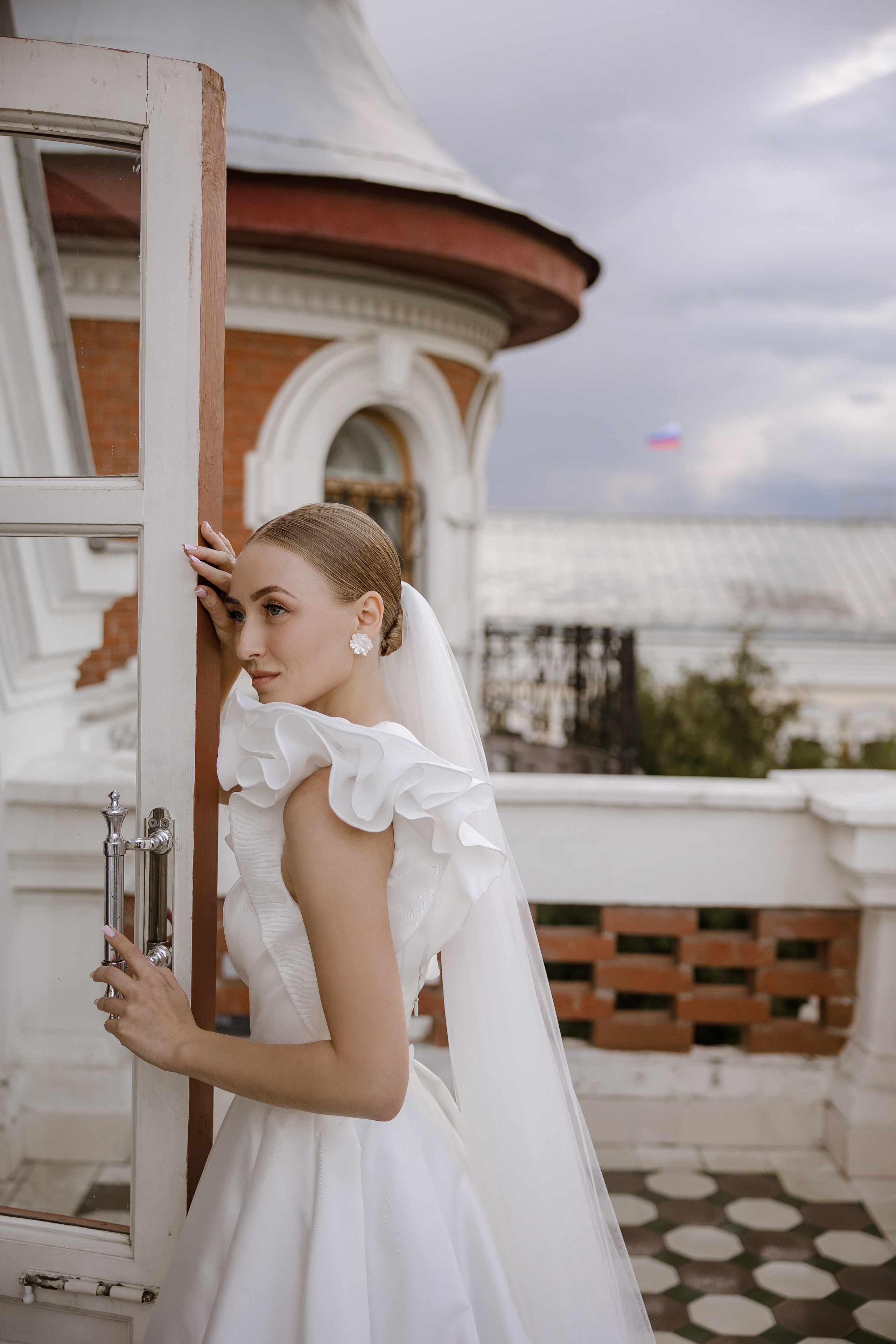 Свадебная фотосессия в Самаре в ресторане «Городская усадьба». Свадебный и семейный фотограф в Самаре и Тольятти | Елена Топанцева