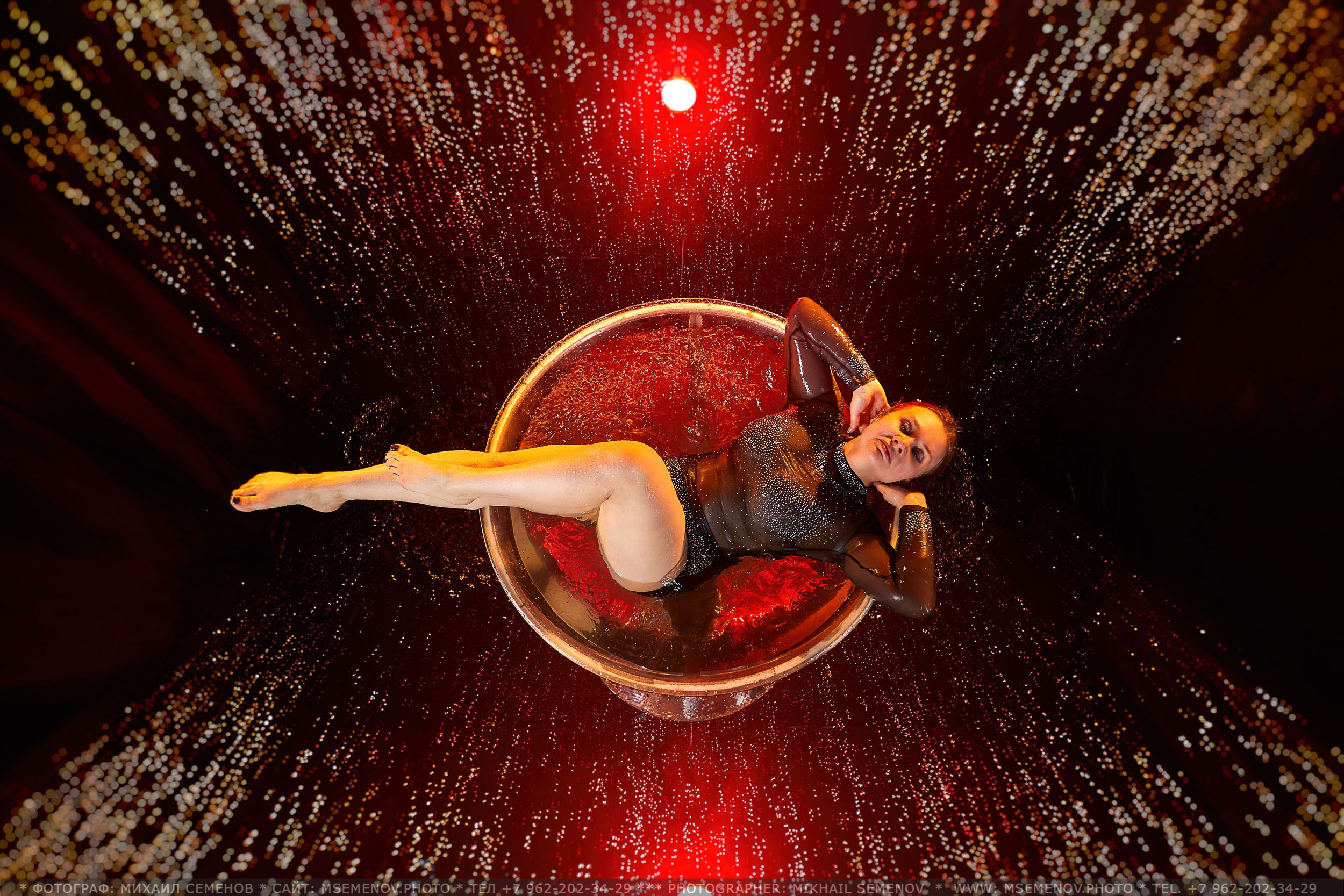Аква-фотосессия для девушек «Play of light» Фотограф в Ярославле Михаил Семенов