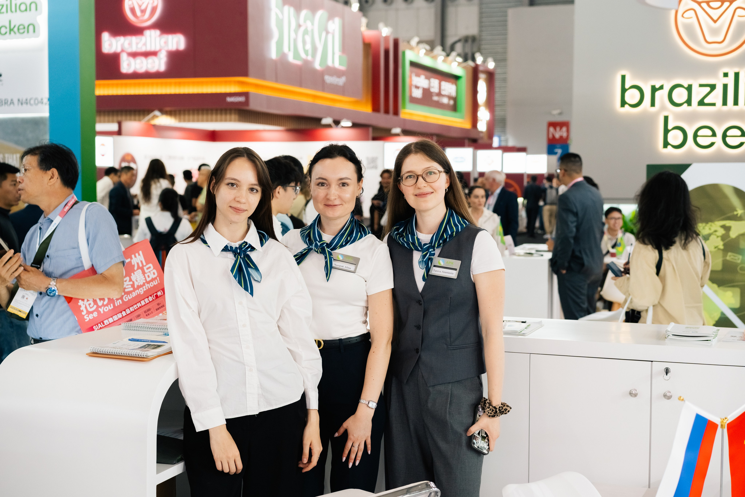 Фотограф в Китае: репортаж с выставки Sial в Китае