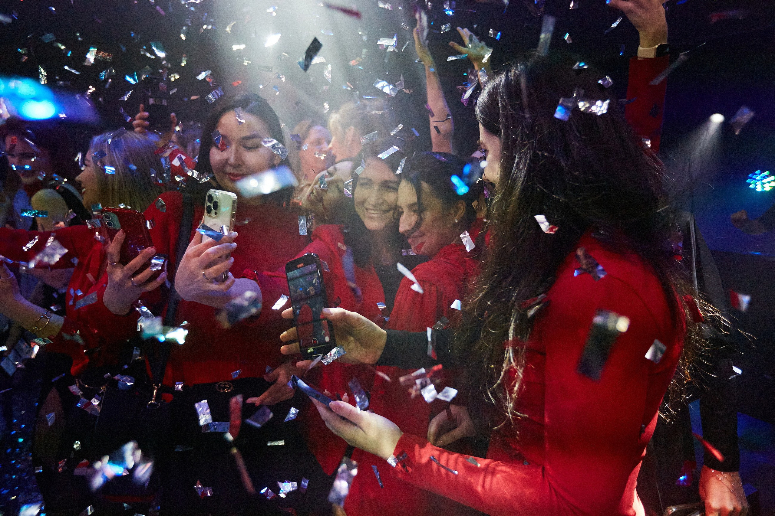 Будущий Я. Проект Марии Галантер. Фотографирую масштабные события, людей и их истории по всему миру. Константин Трубников