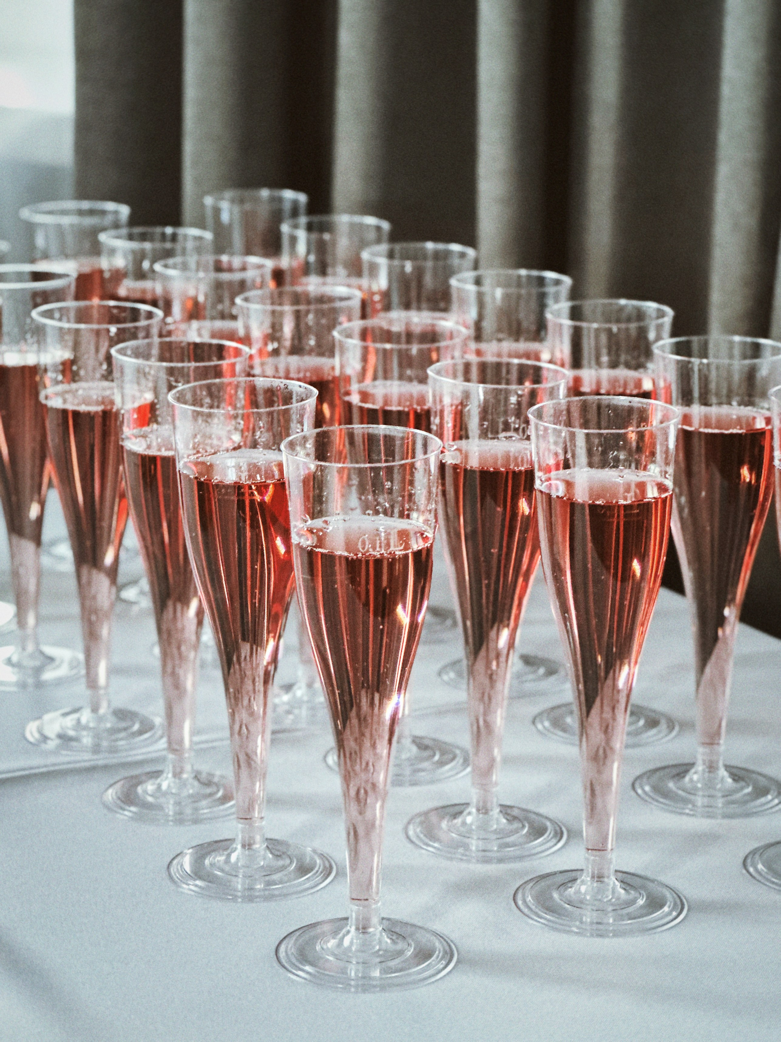 Свадебная история. Чувственный мобильный фотограф в Казани и Сочи Дьяченко Дарья