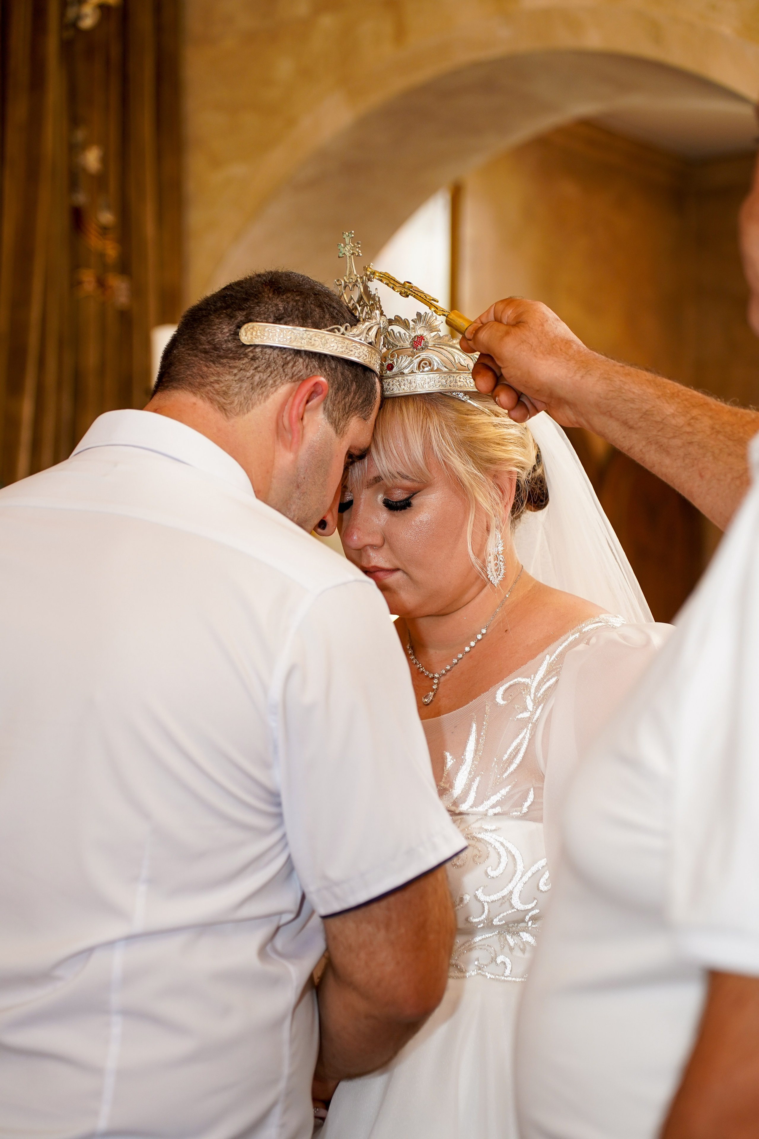 Обряд венчания в Армянской церкви. Фотограф Новороссийск | Геленджик и ЮФО Эльвина Ясинская