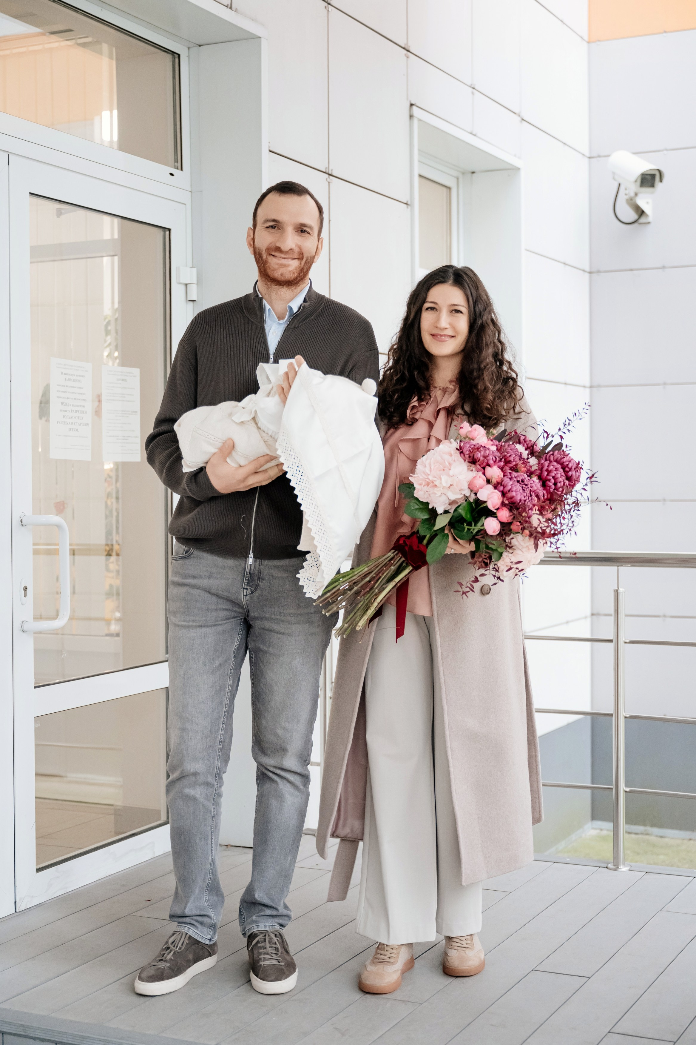 Выписка из роддома. Свадебный и семейный фотограф в Сочи Никита Пищов