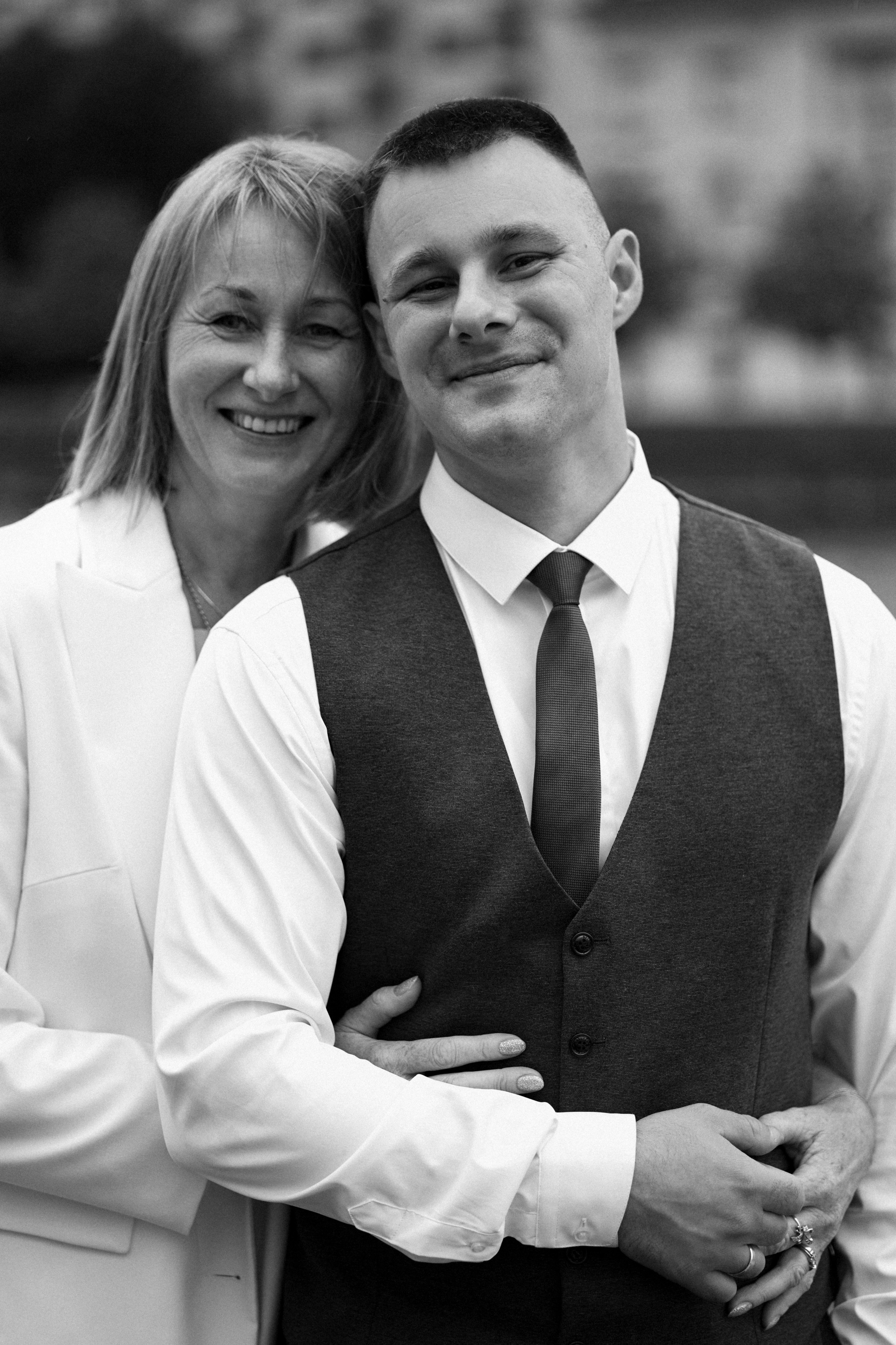 Свадьба в Питере на катере. Сестры Карабаза. Фотографы и ретушеры в Москве и Санкт-Петербурге