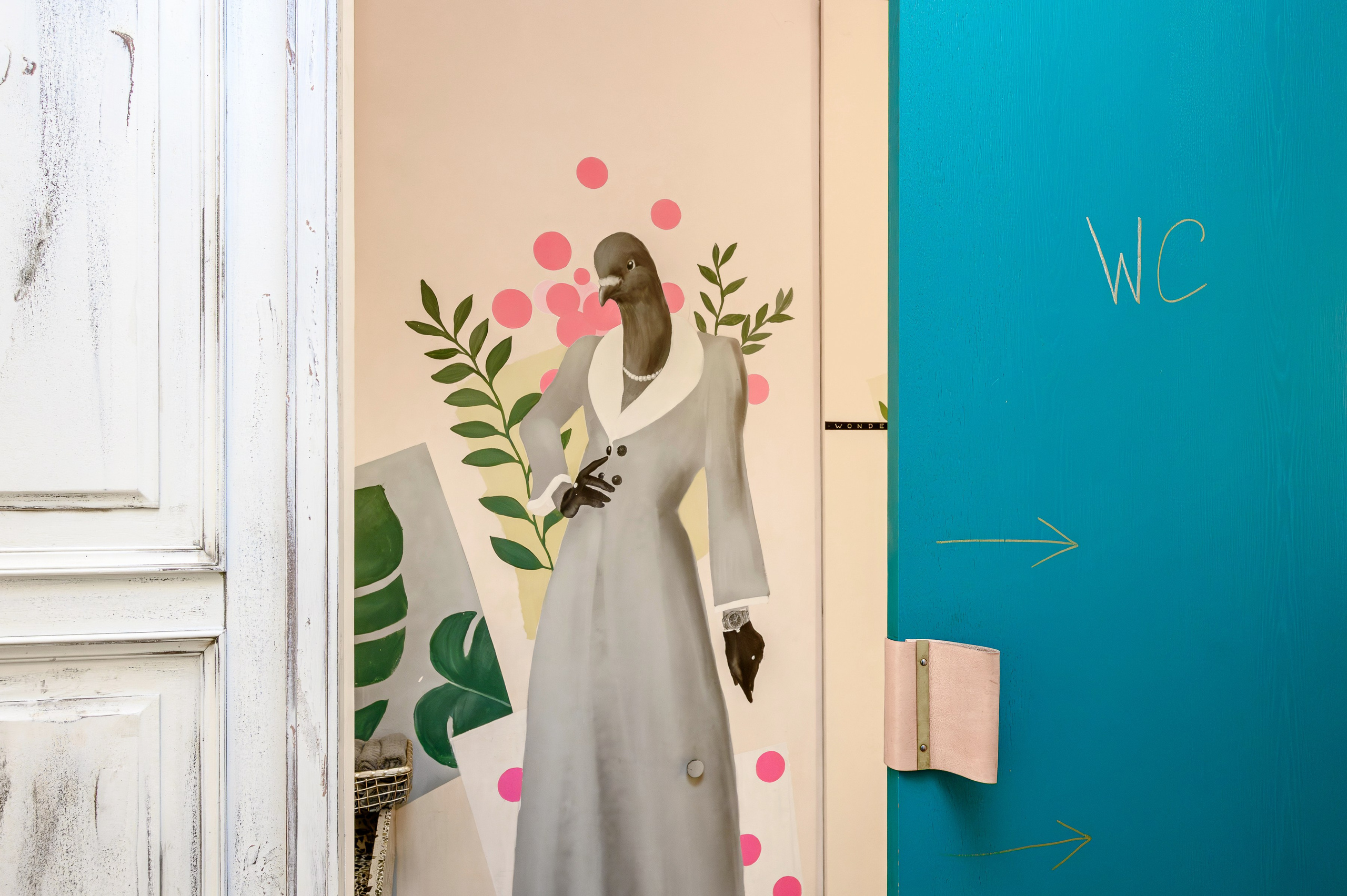 Винный бар ZAZAZU. Интерьерный фотограф. Фото- видеосъемка недвижимости Санкт-Петербург