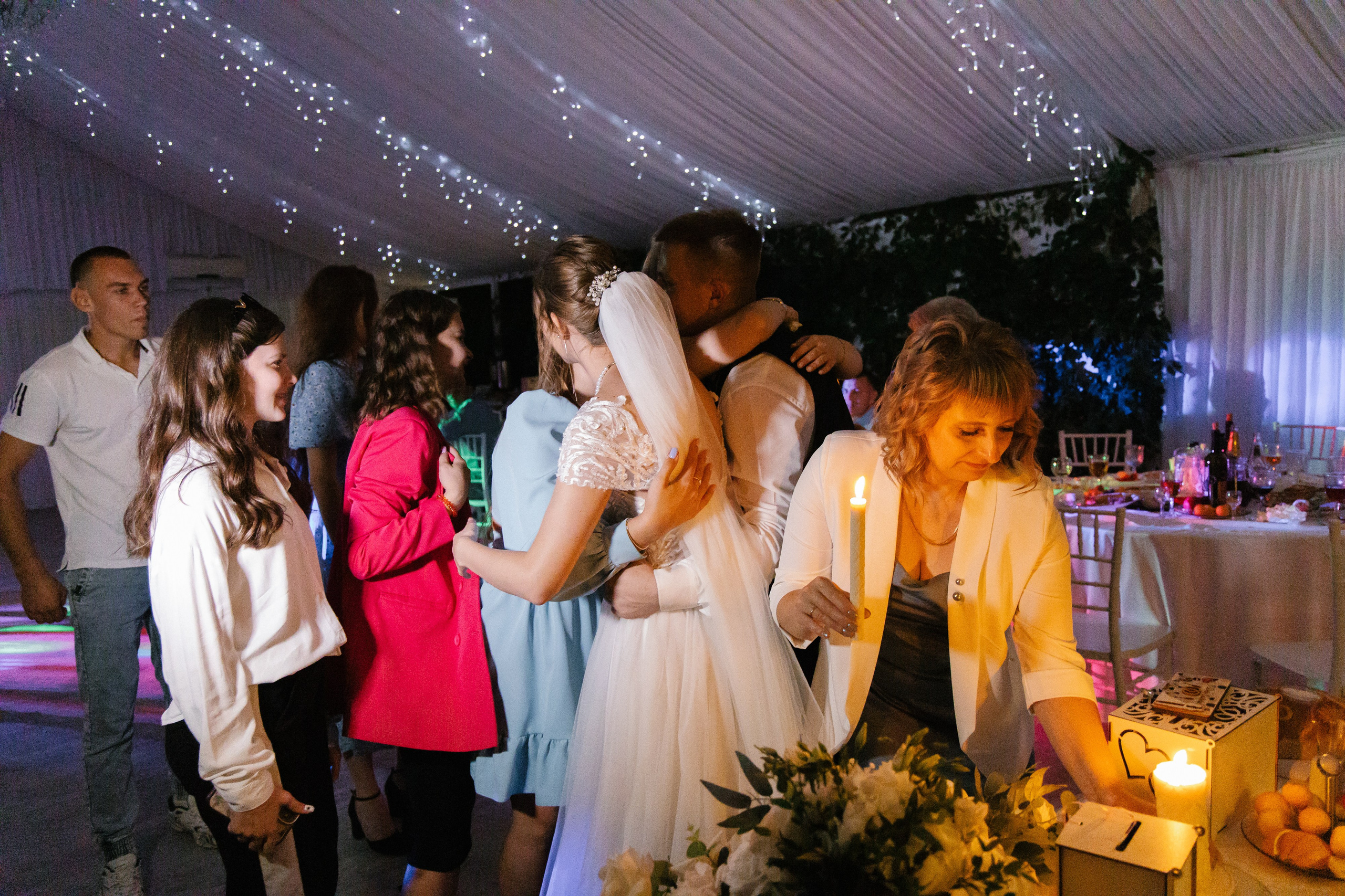 Ксения и Антон (полный день). Фотограф в Барнауле Юлия Садвокасова