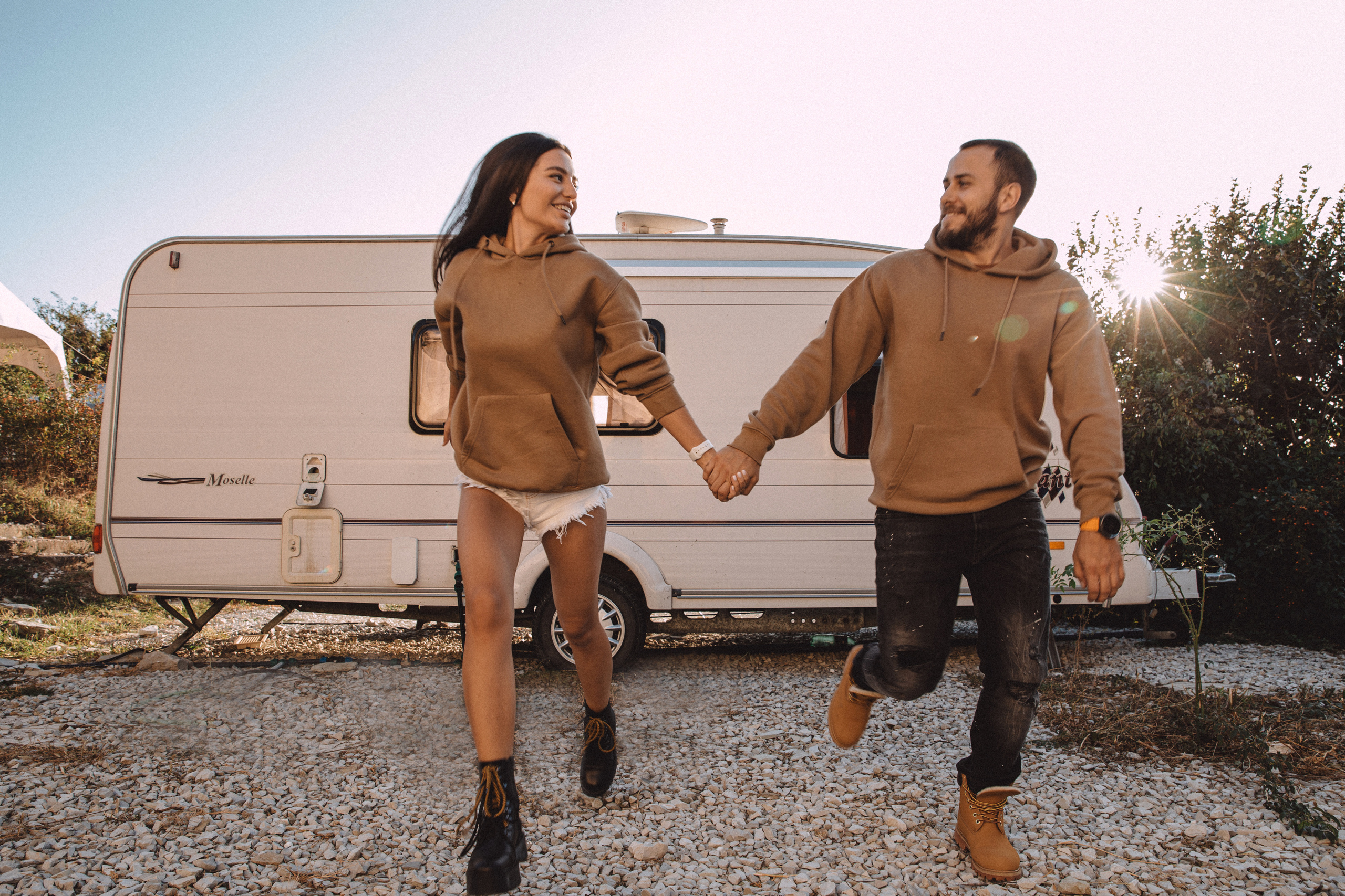 Саша и Антон — любовь в доме на колесах. Фотограф в Краснодаре и Краснодарском крае