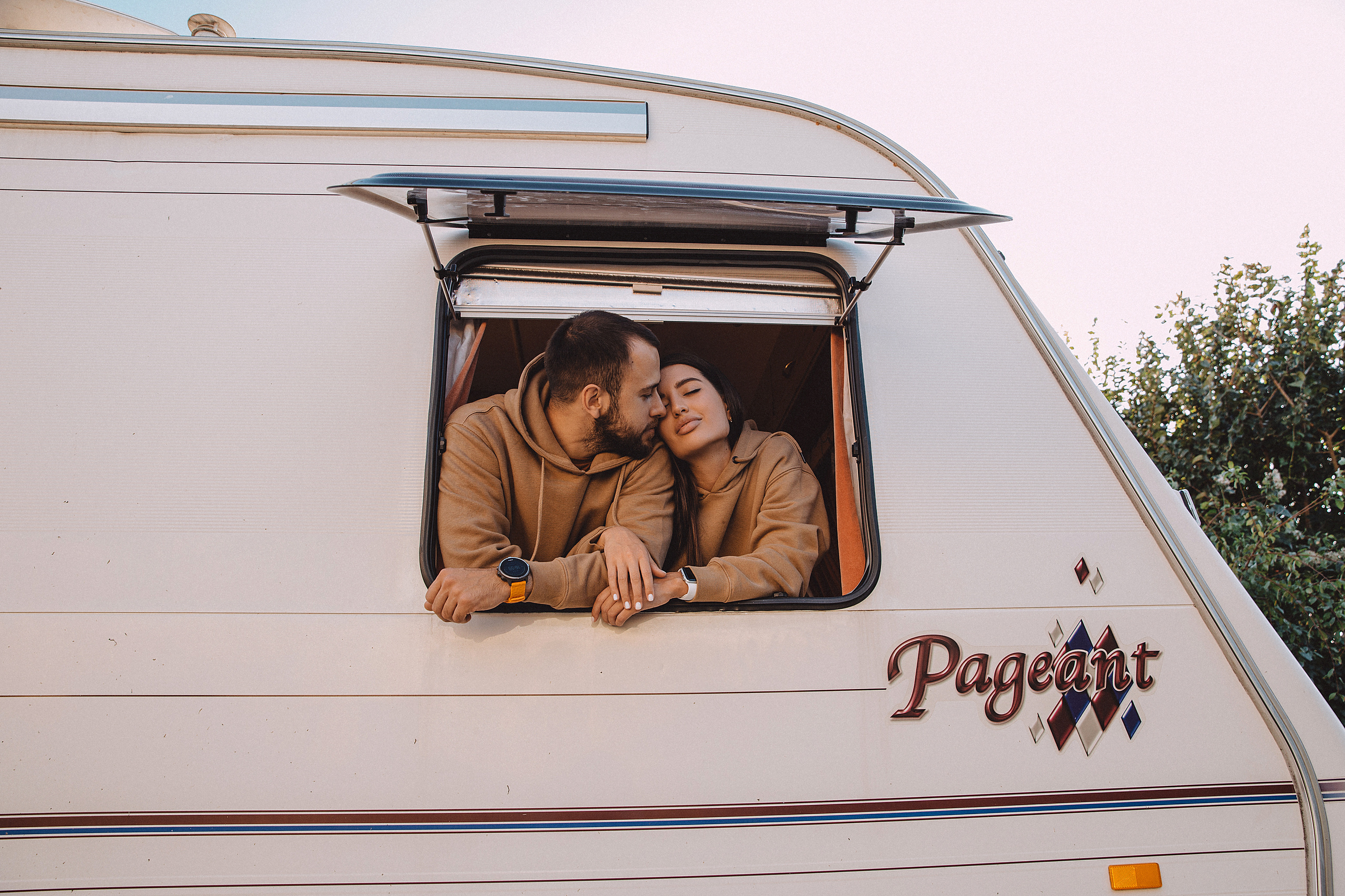 Саша и Антон — любовь в доме на колесах. Фотограф в Краснодаре и Краснодарском крае