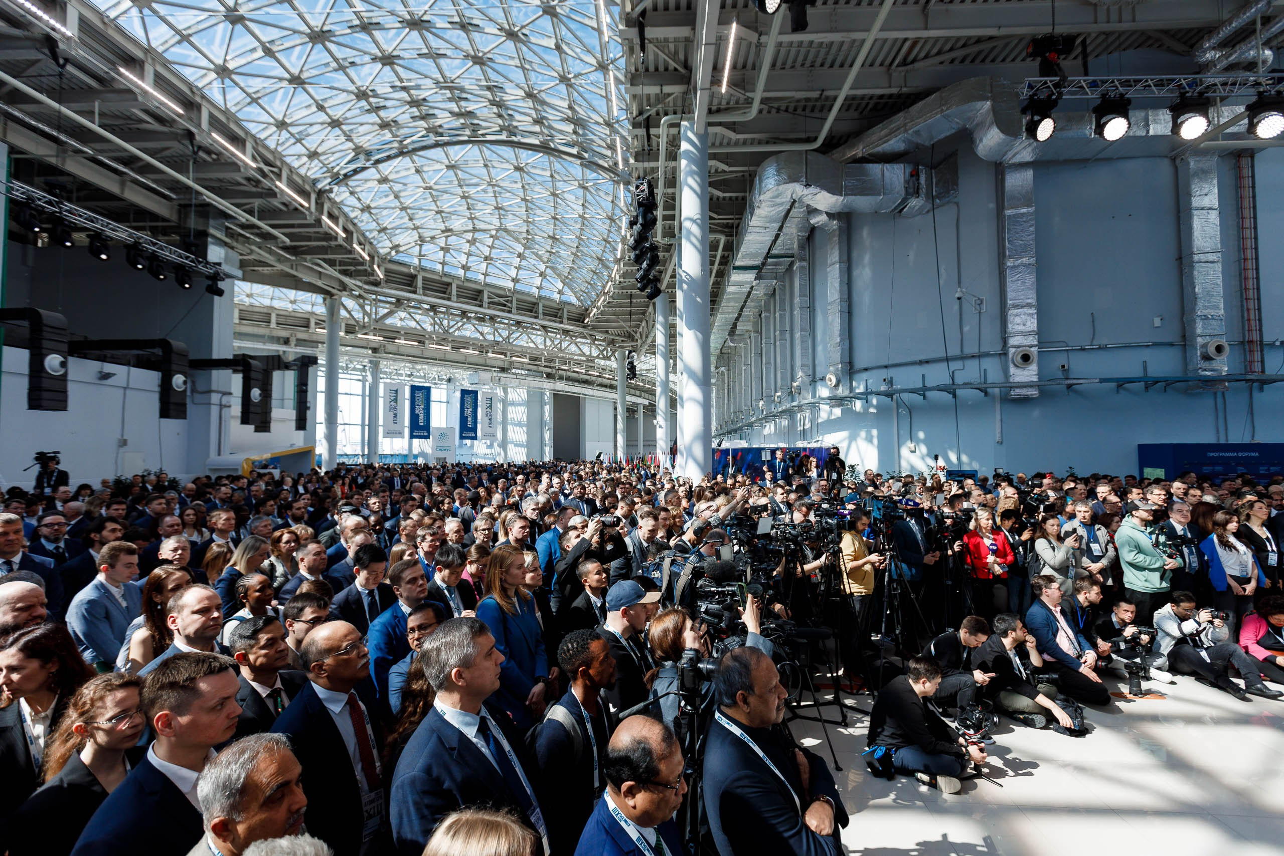 Подписания соглашений на форуме ATOM EXPO XIII 2024 в Сириусе. Репортажный фотограф в Москве, Сочи и Санкт-Петербурге