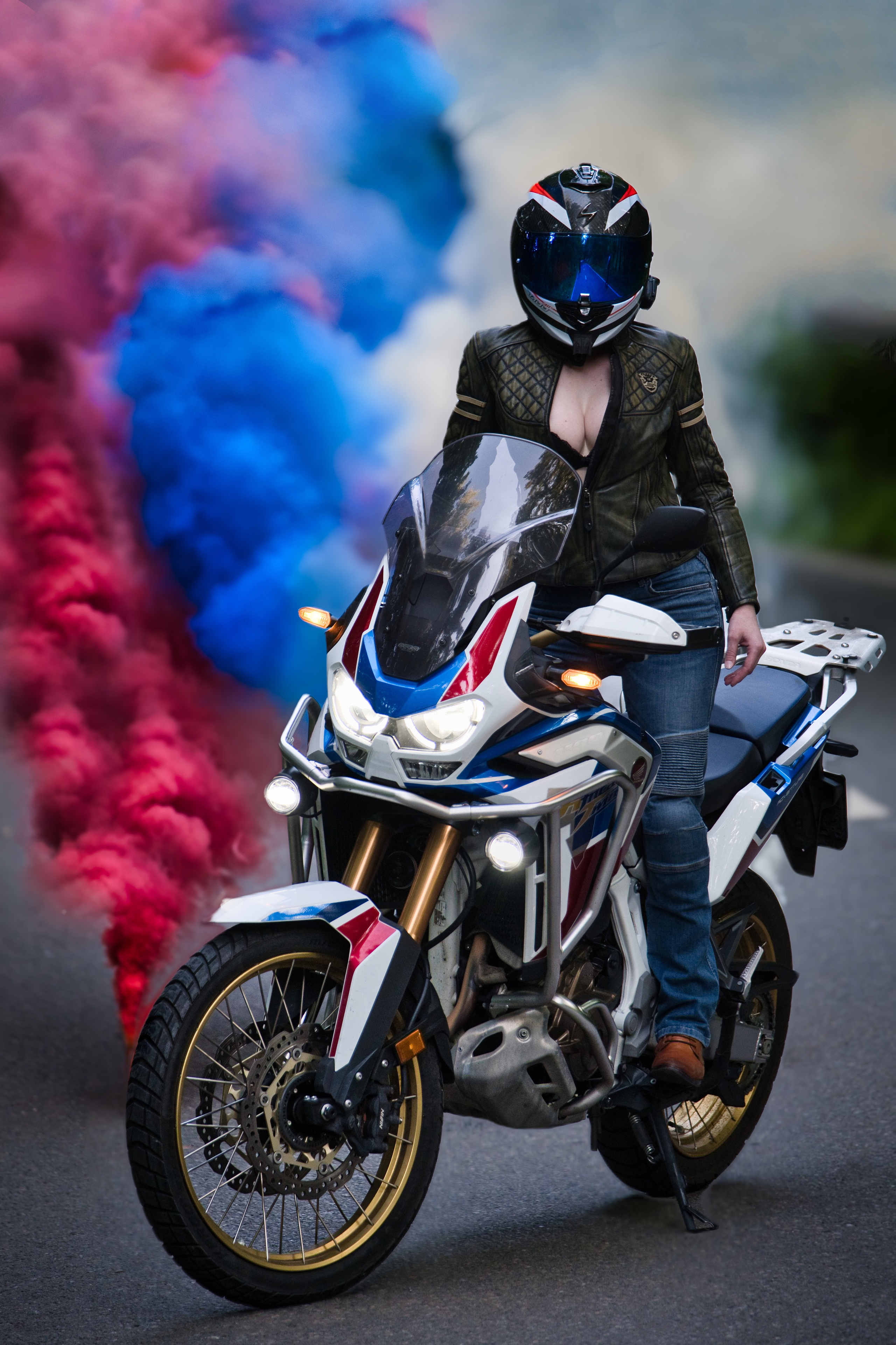 Альбом 2022 года. Пополняется по мере съемок. Фотограф Вячеслав Потемкин Москва