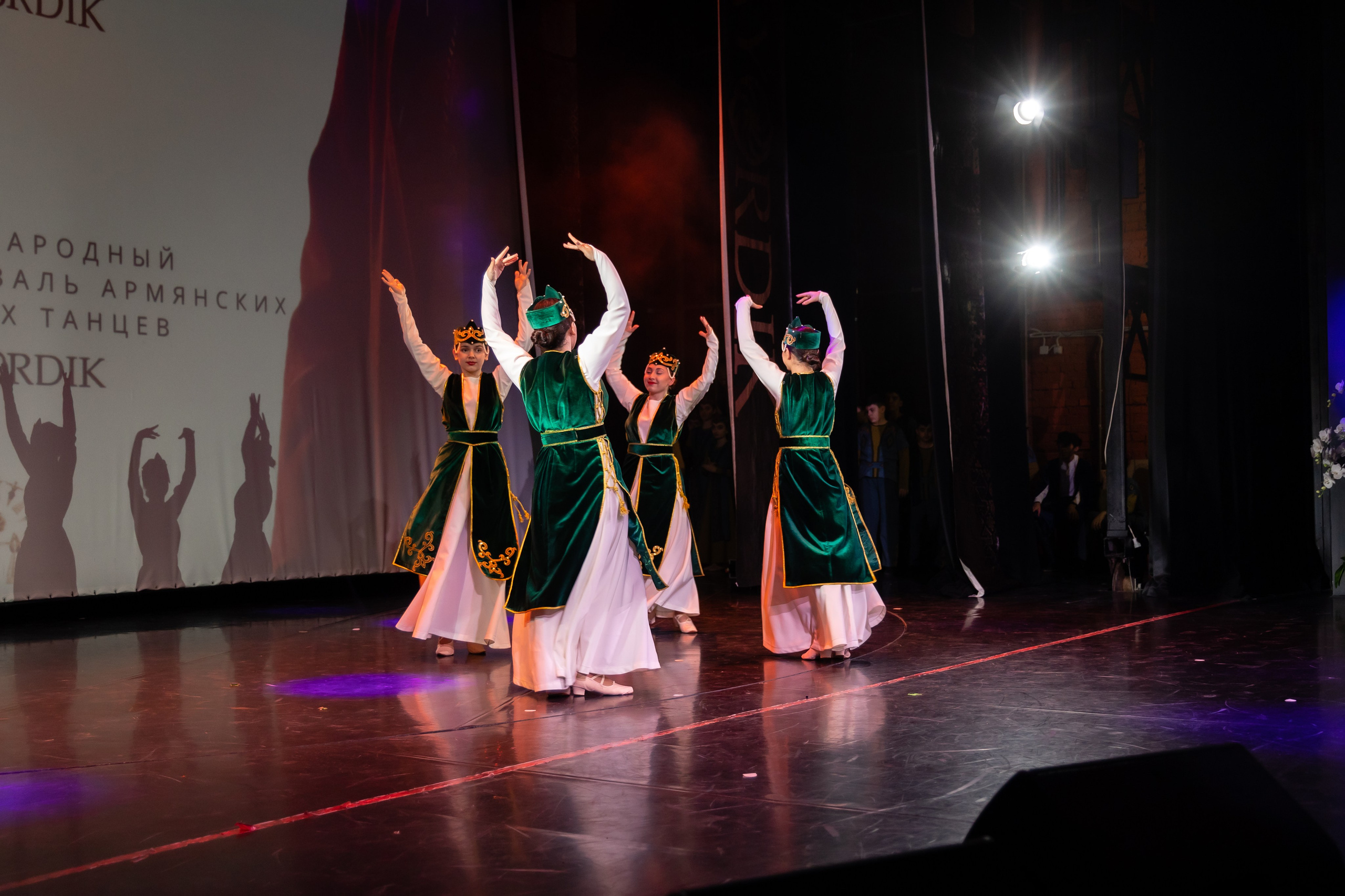 Концерт Hayordiq. Свадебный Фотограф в Москве Гор Магтагян