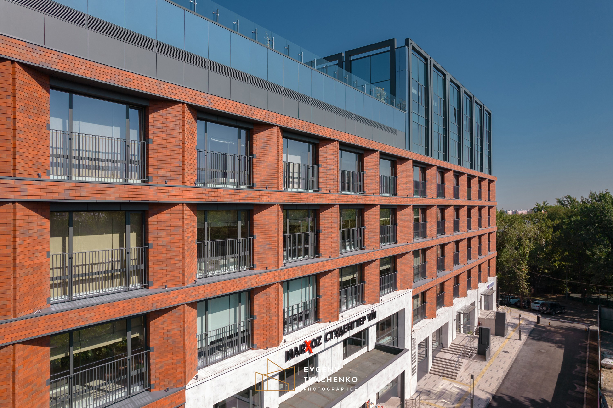 Общежитие университета NarXoz в Алматы. Архитектурный и интерьерный фотограф в Казахстане