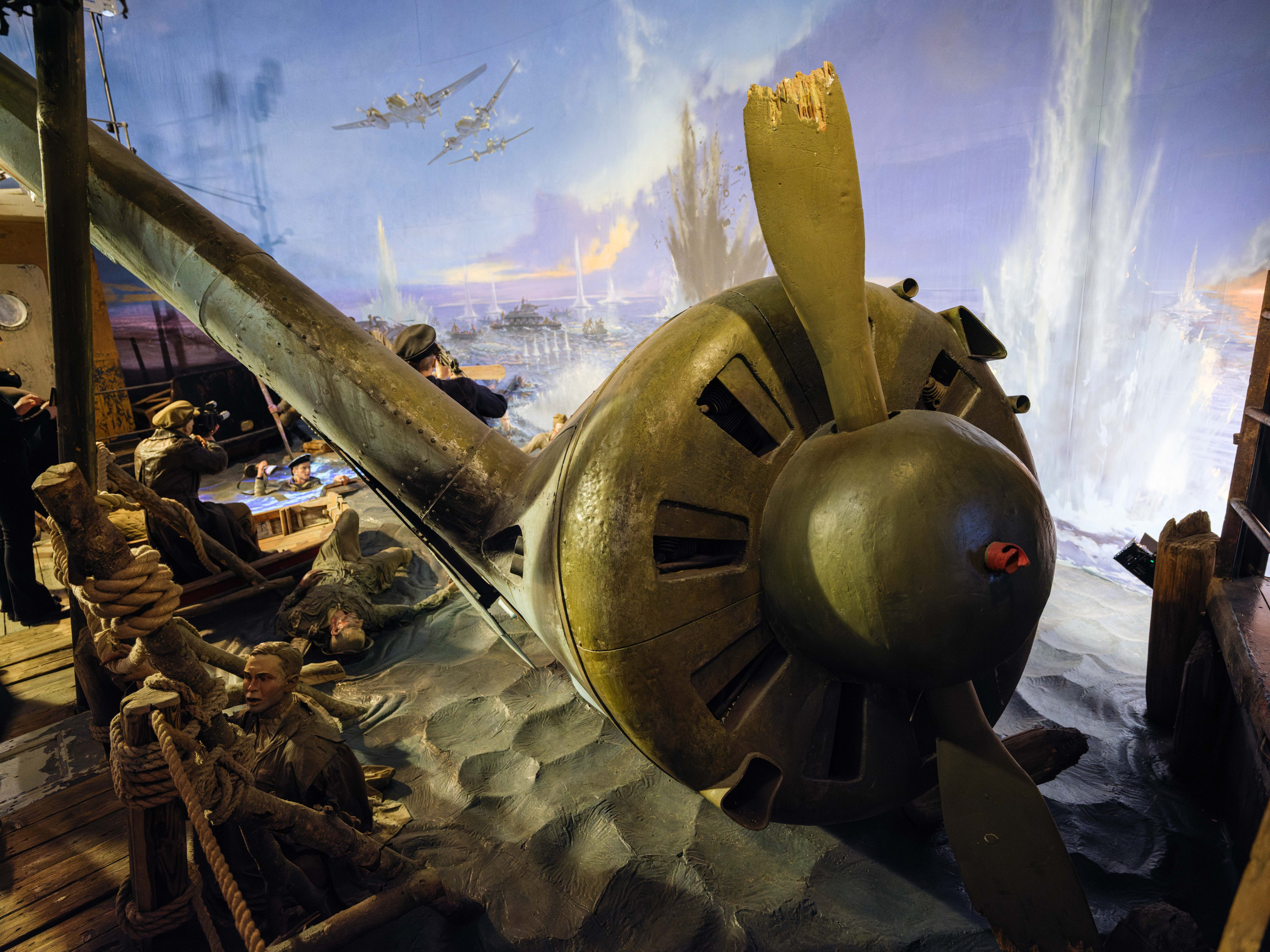 Пропавшие в кинохронике. Фотограф Балаев Михаил